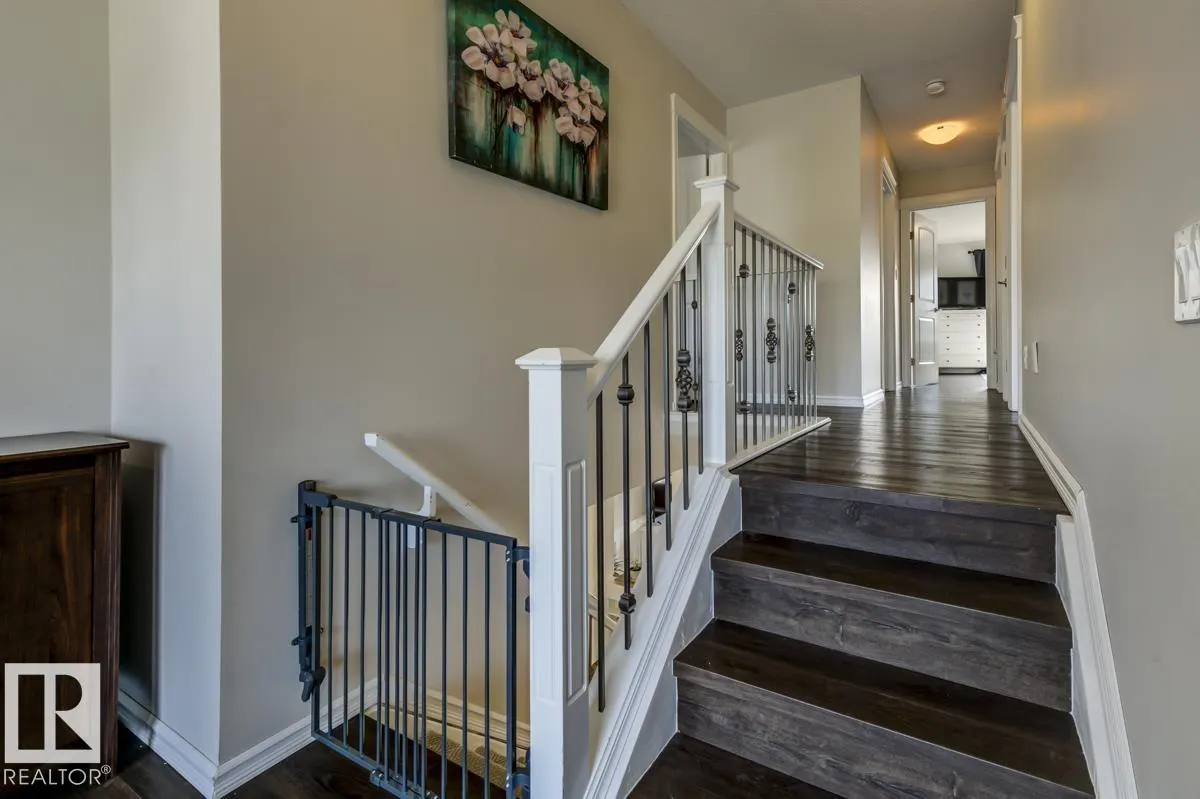 2013 CHRISTOPHER Close