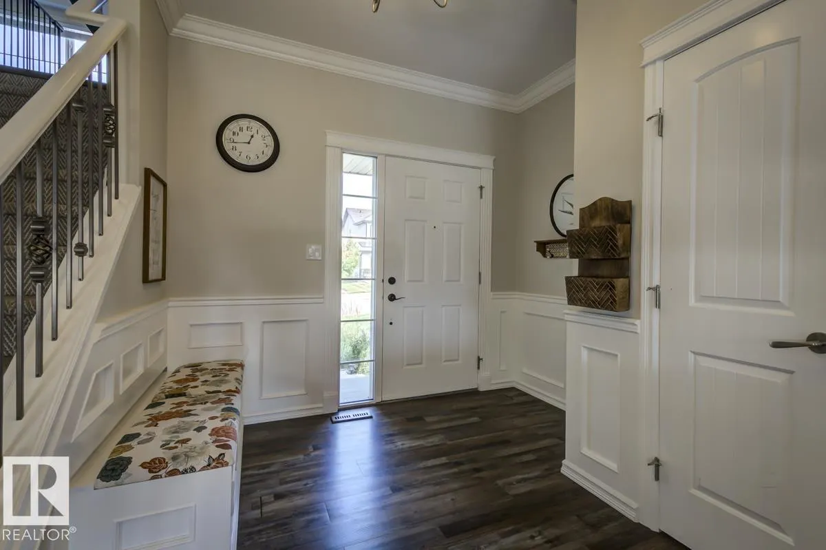 2013 CHRISTOPHER Close