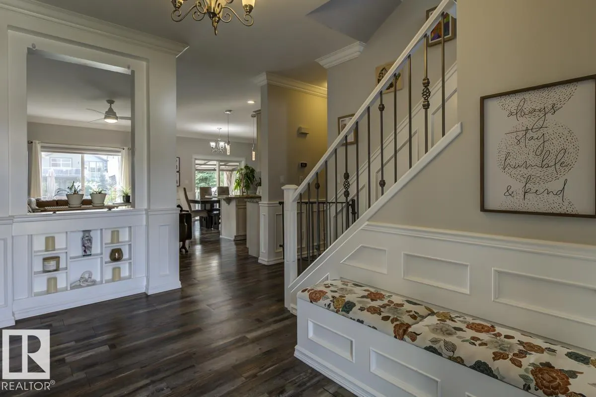 2013 CHRISTOPHER Close