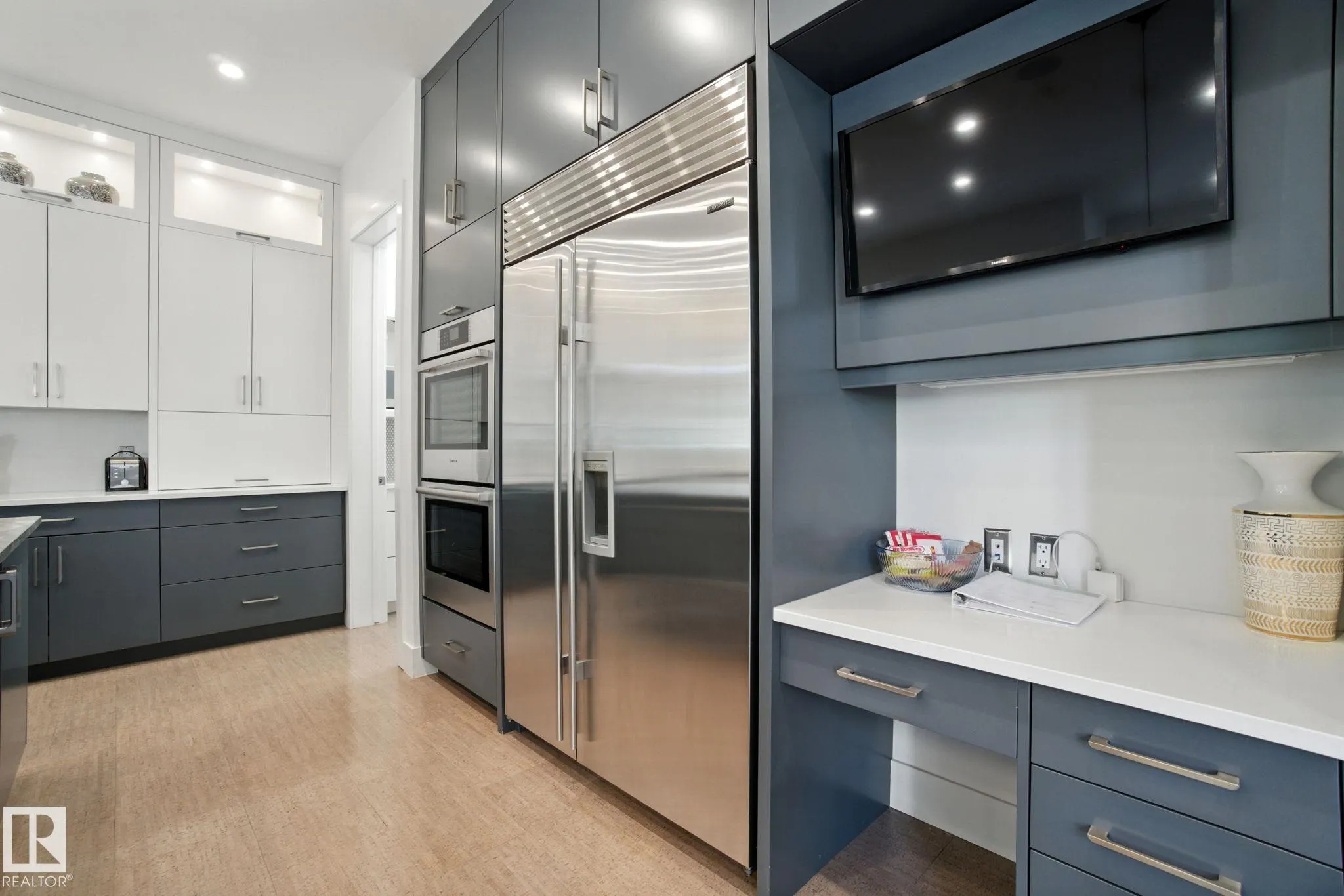 11823 SASKATCHEWAN Drive