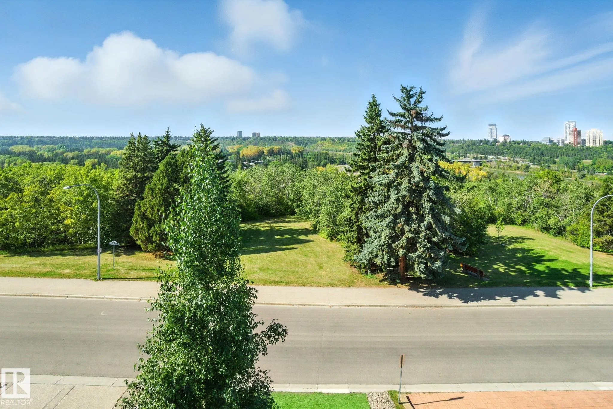 11823 SASKATCHEWAN Drive