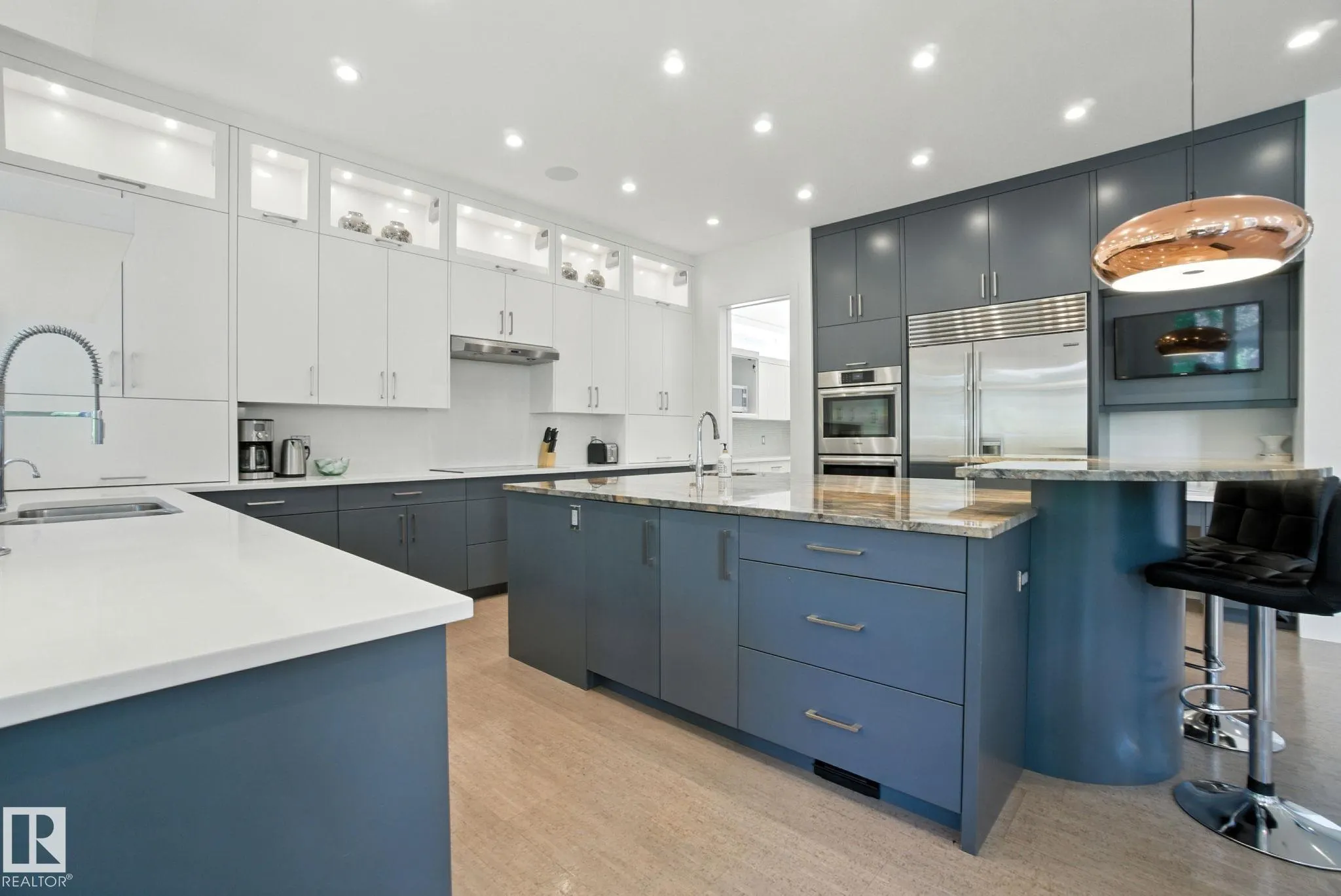 11823 SASKATCHEWAN Drive