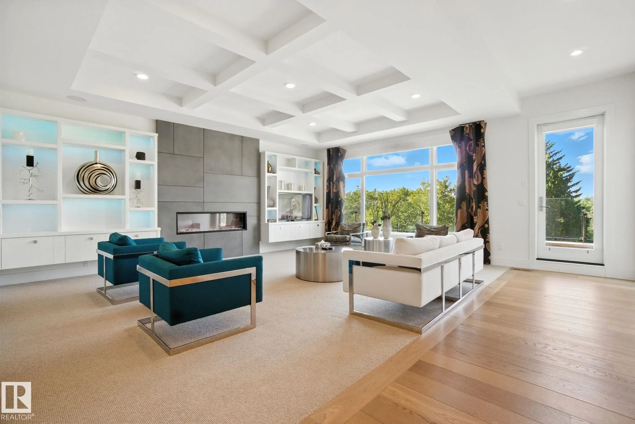 11823 SASKATCHEWAN Drive