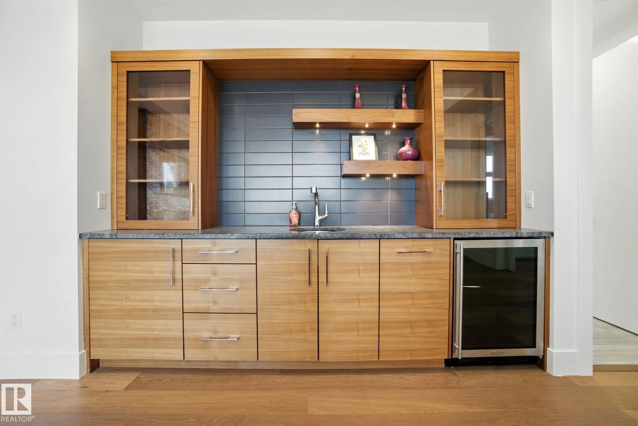 11823 SASKATCHEWAN Drive