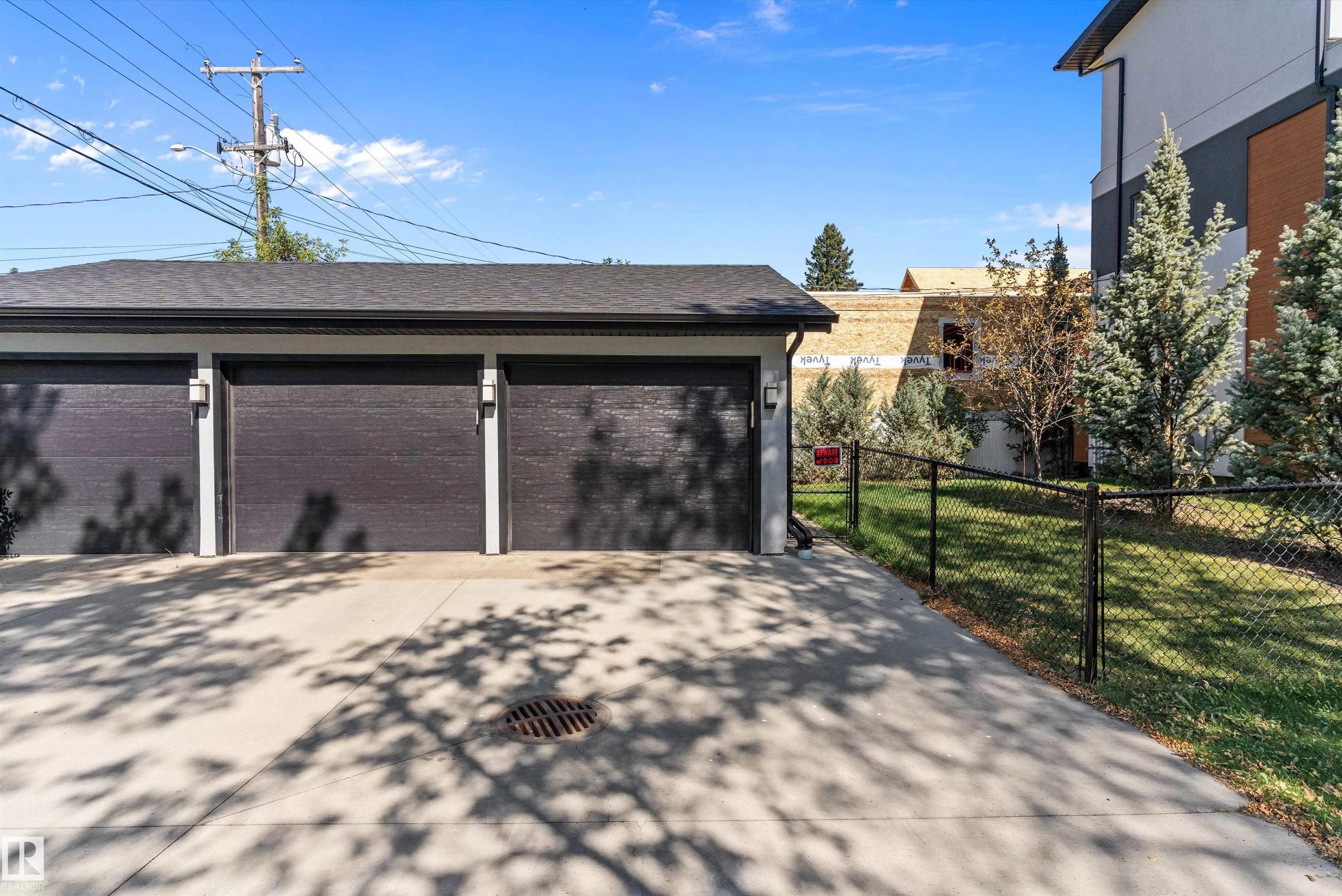 12204 117 Avenue