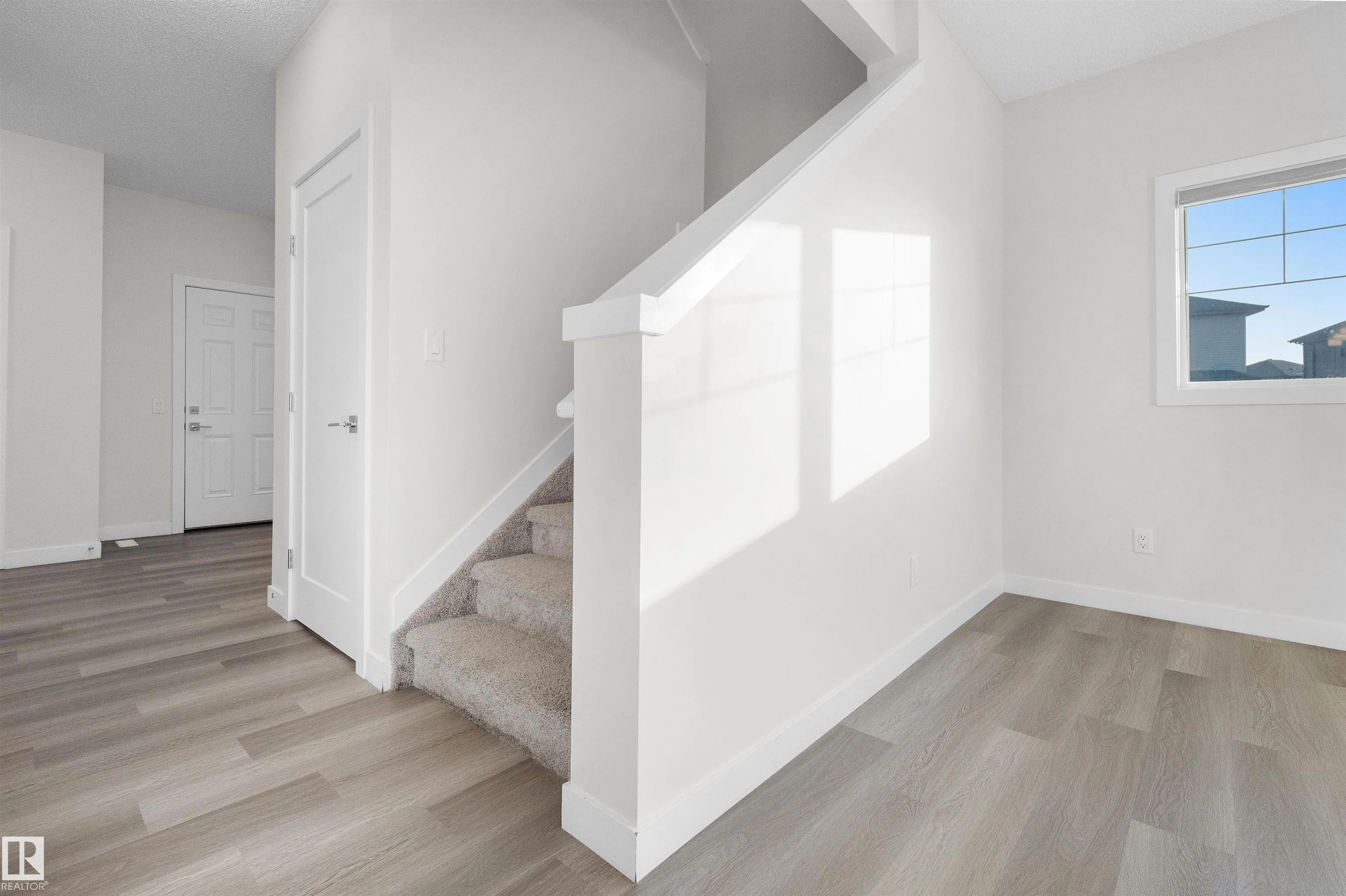 8836 183 Ave