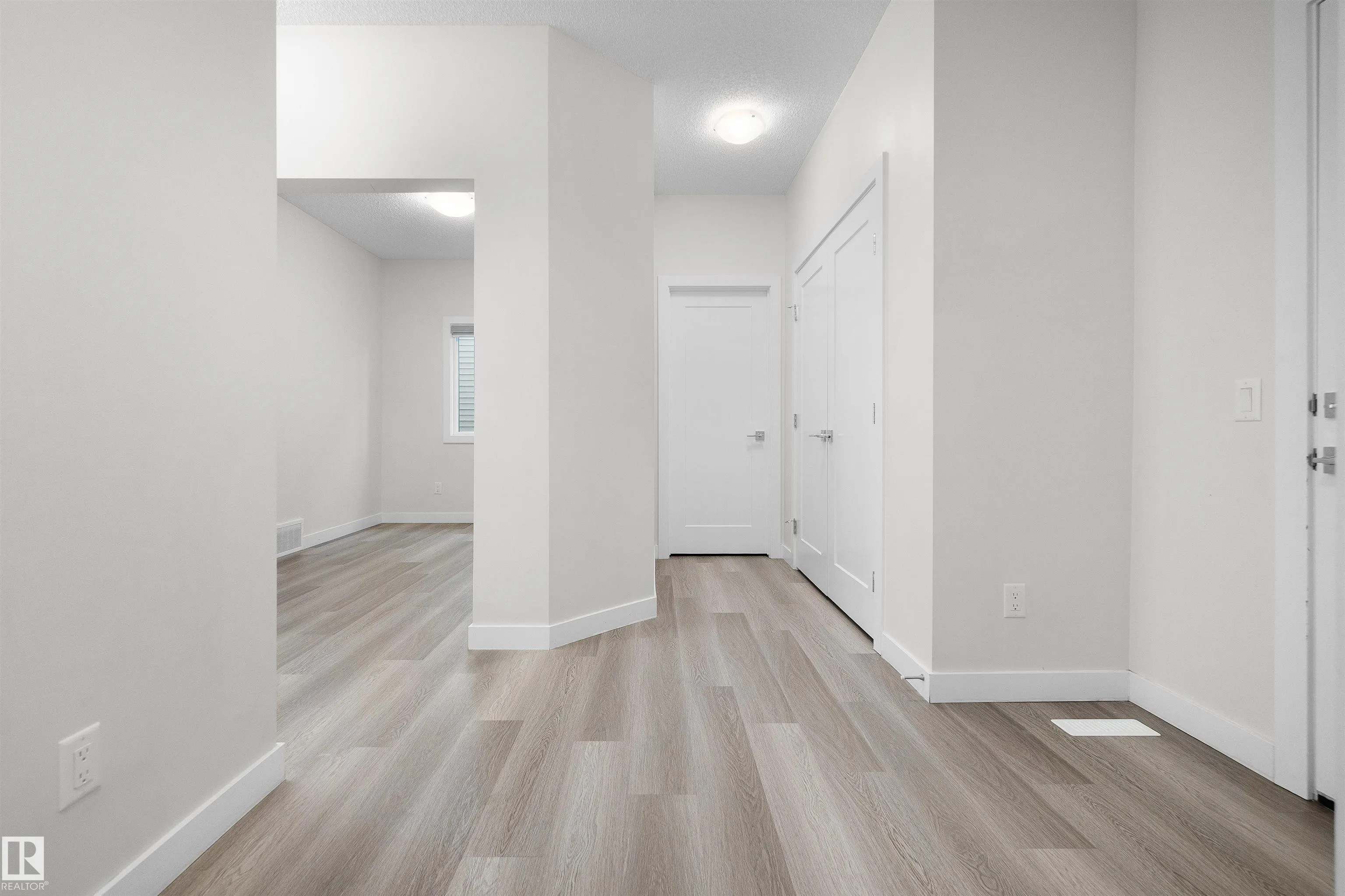 8836 183 Ave