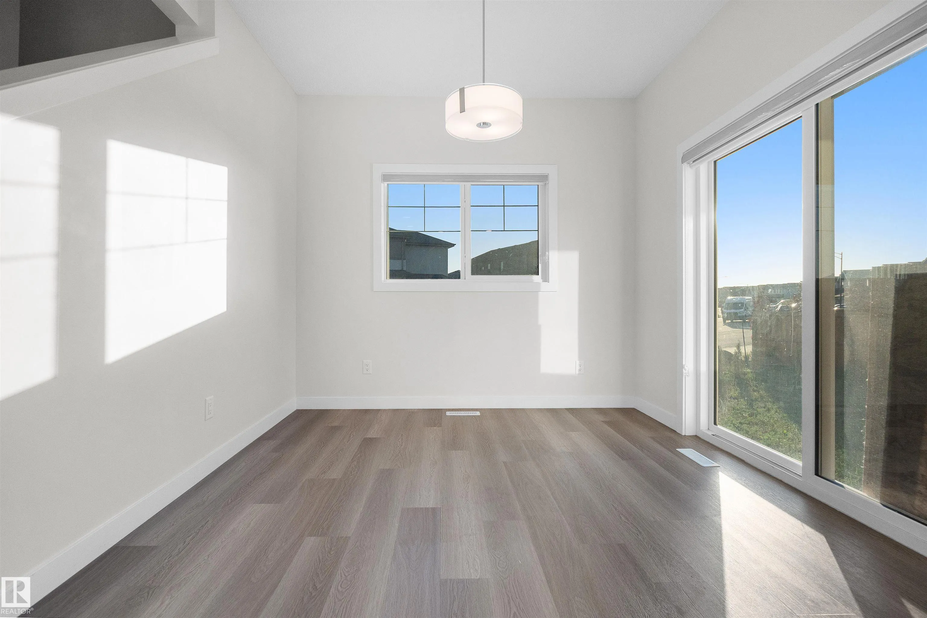 8836 183 Ave