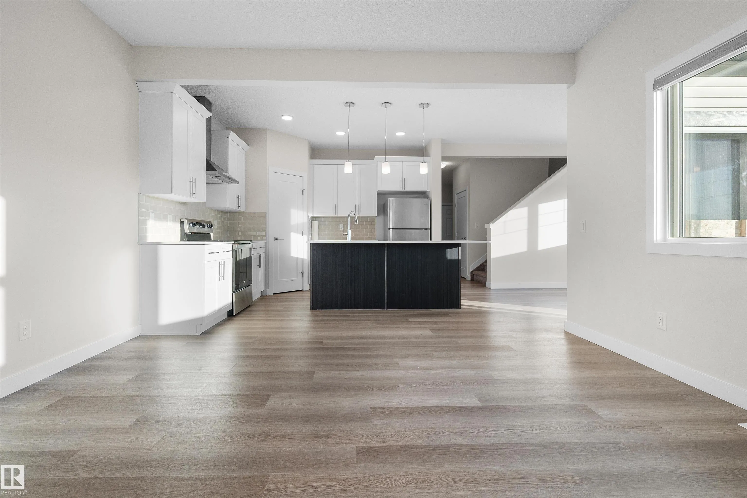 8836 183 Ave