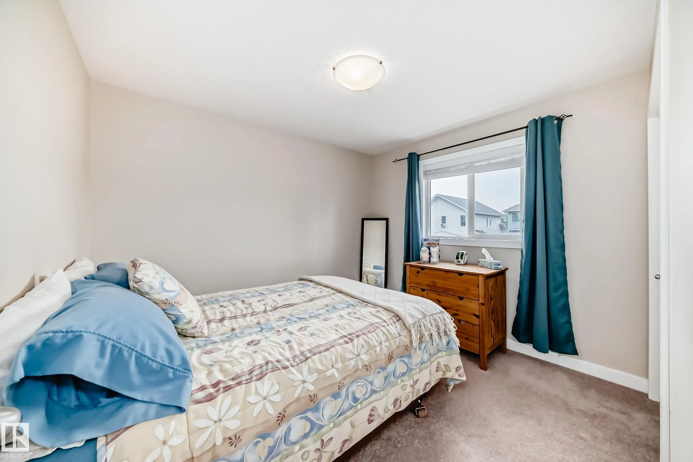29 HERON Crescent