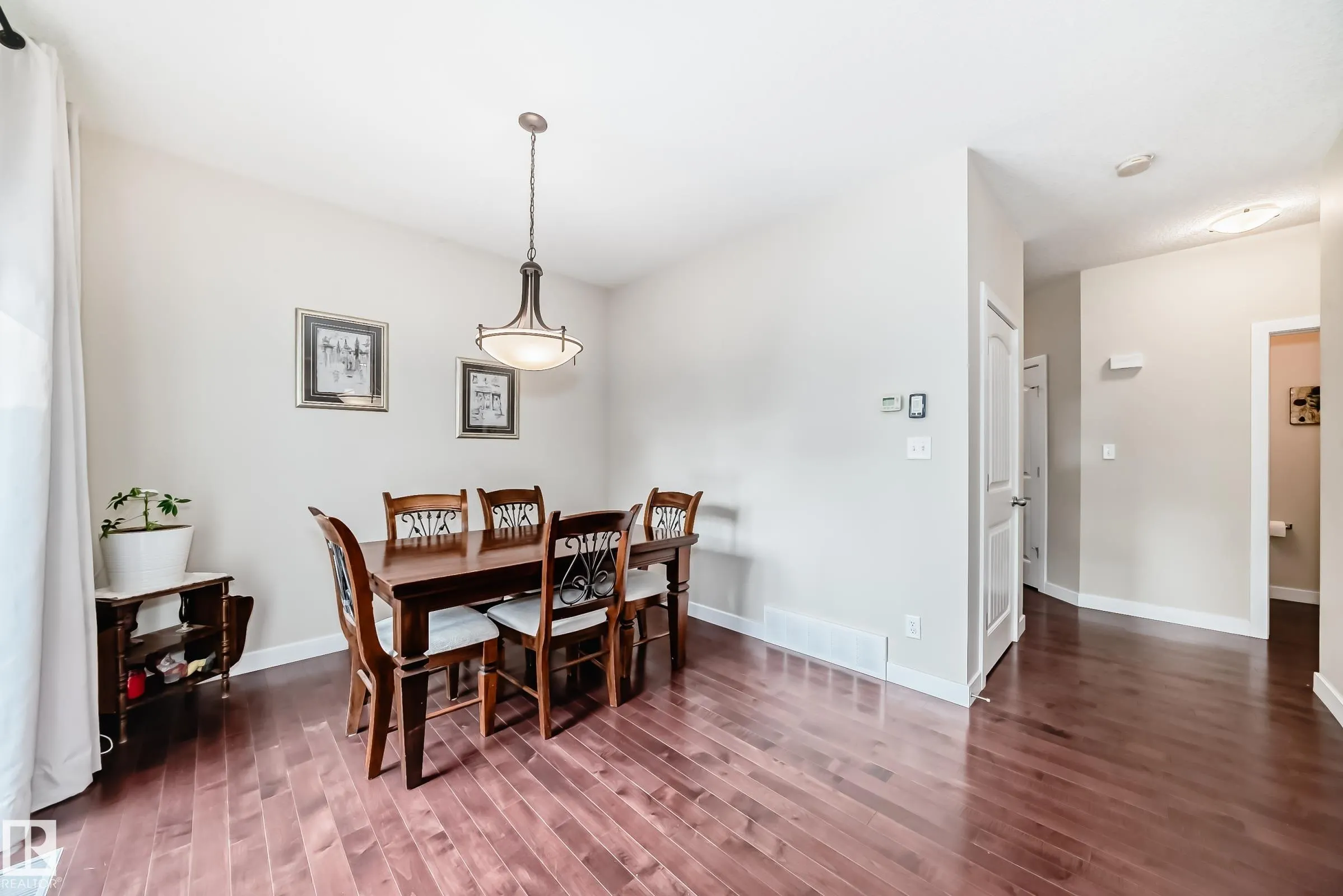 29 HERON Crescent