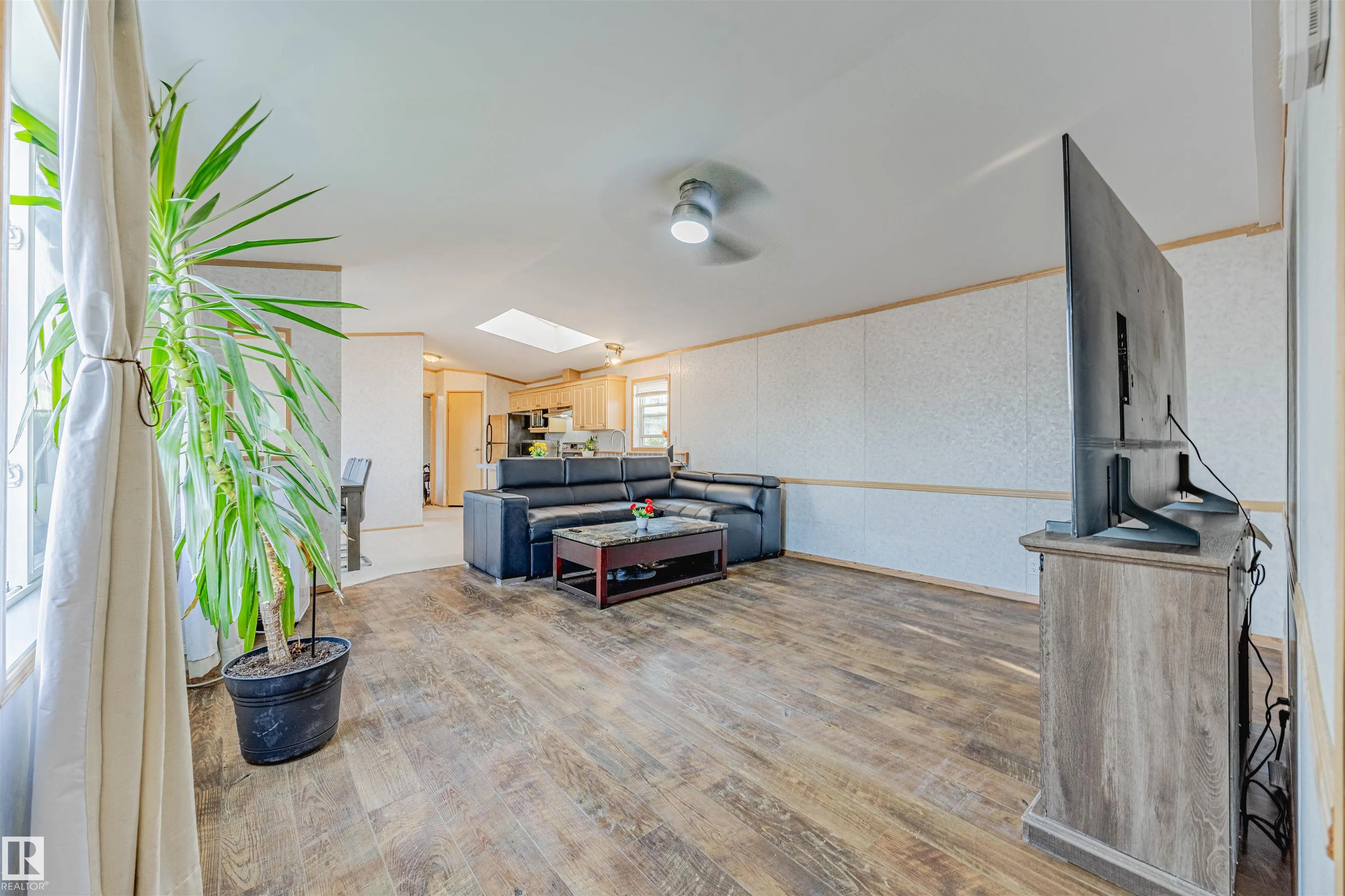 3338 Lakeview Road