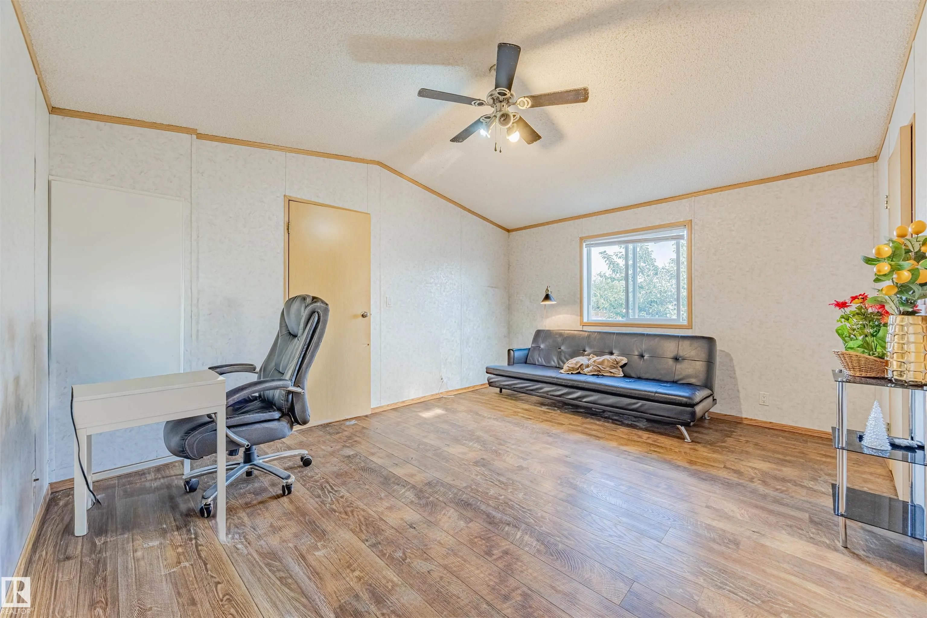 3338 Lakeview Road