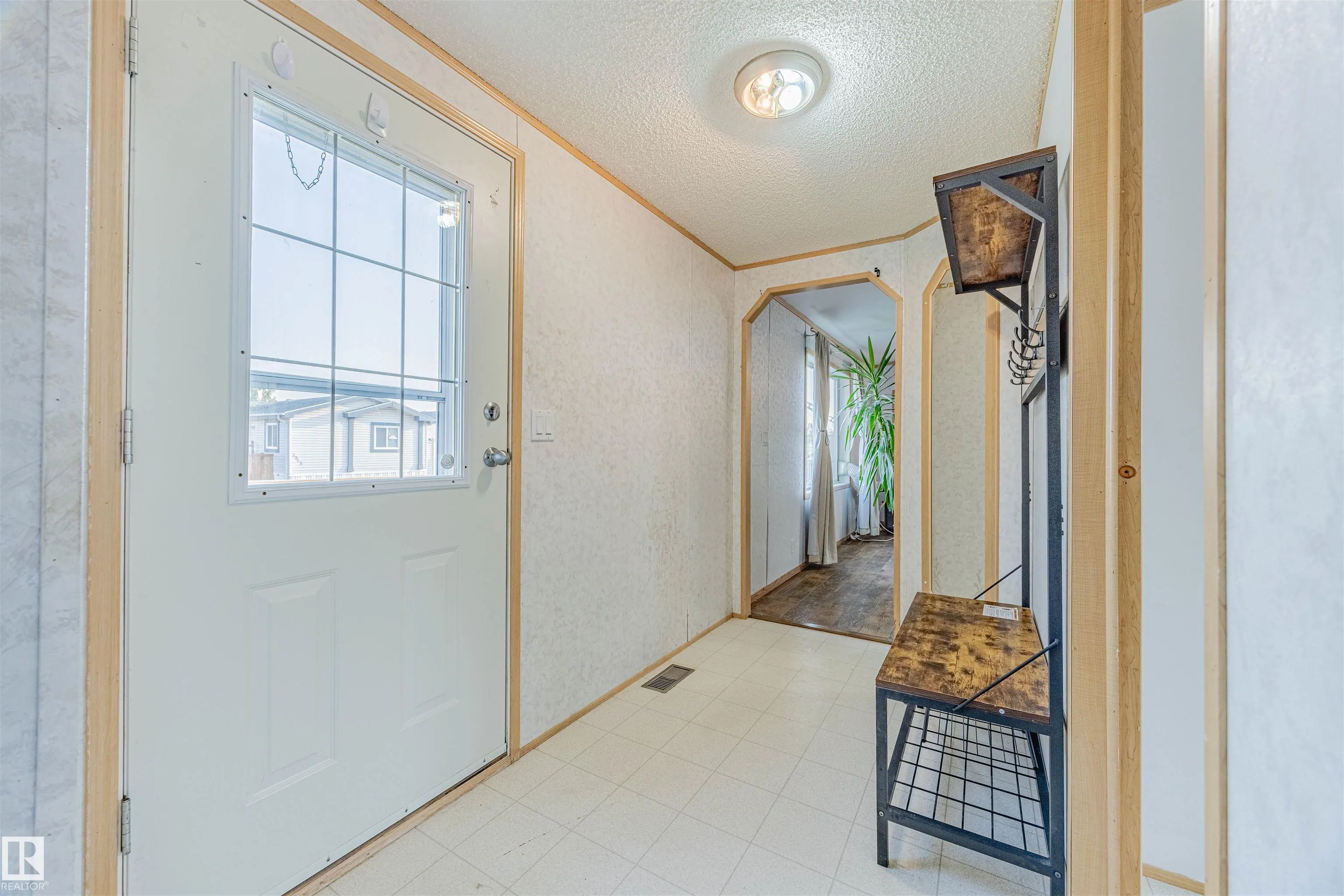 3338 Lakeview Road