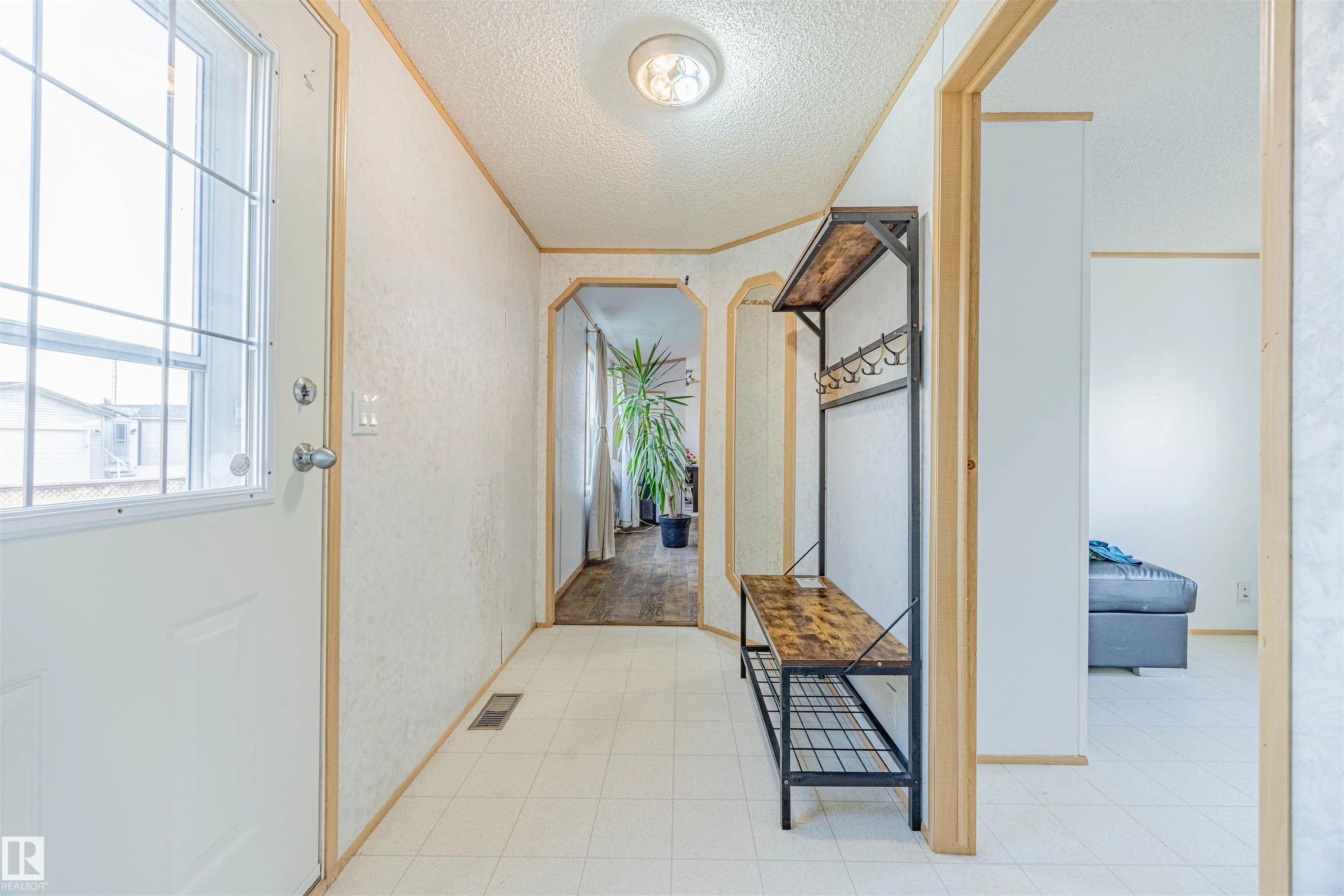 3338 Lakeview Road