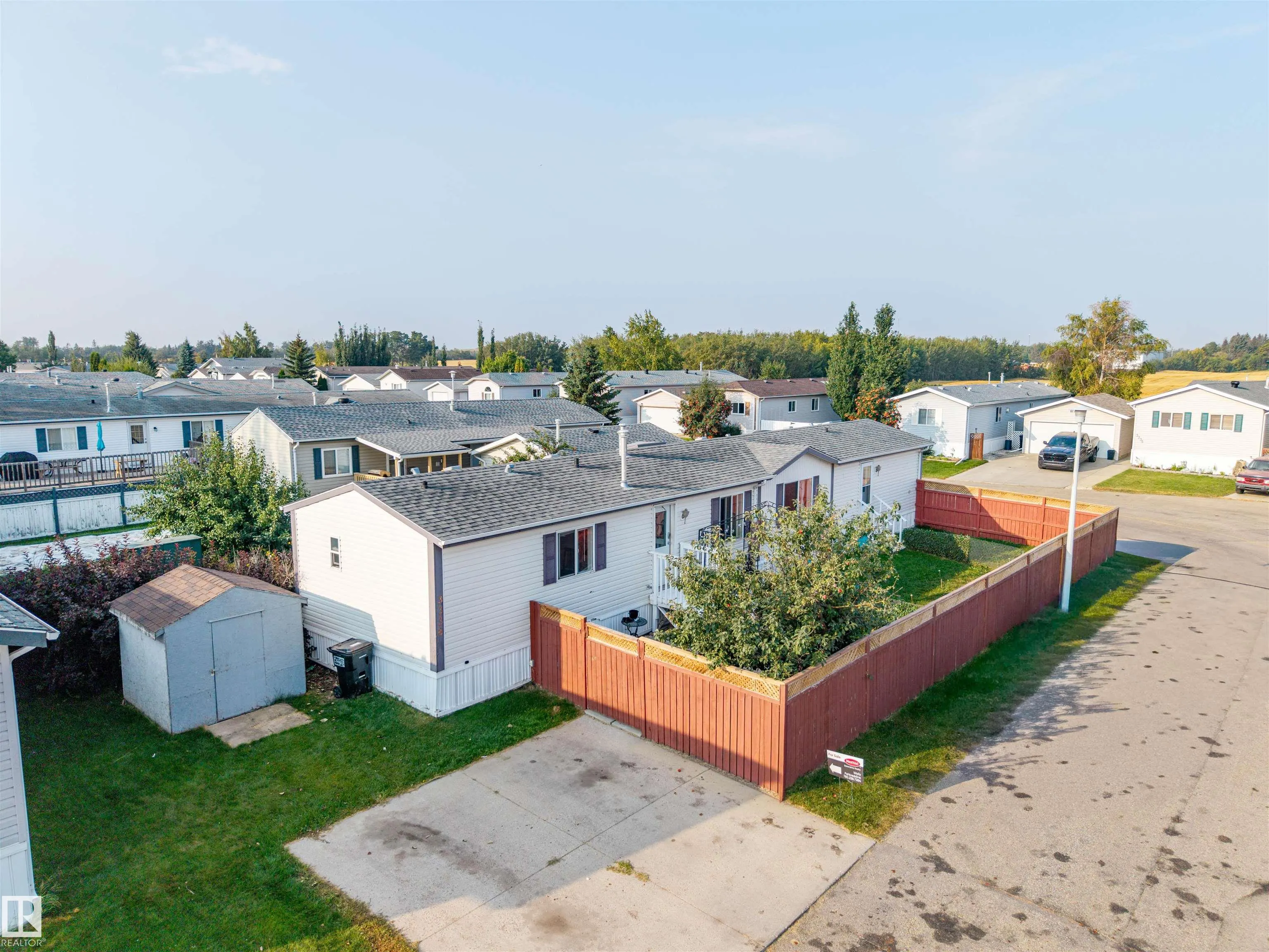 3338 Lakeview Road