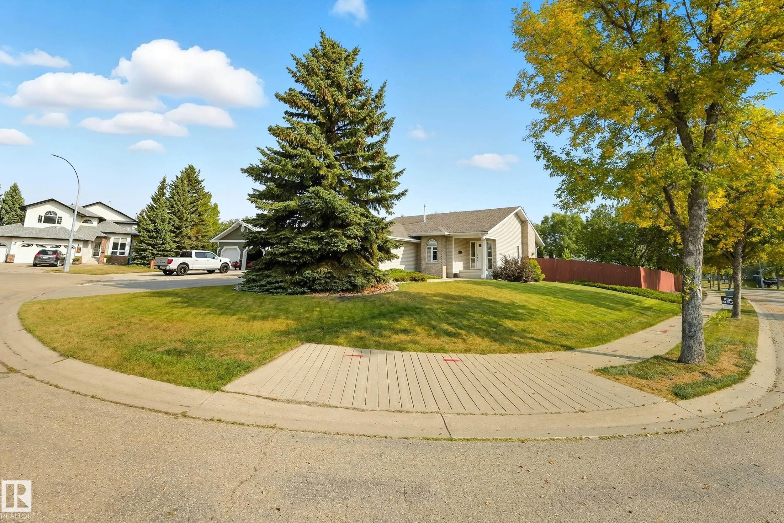 6 PARKWEST Court