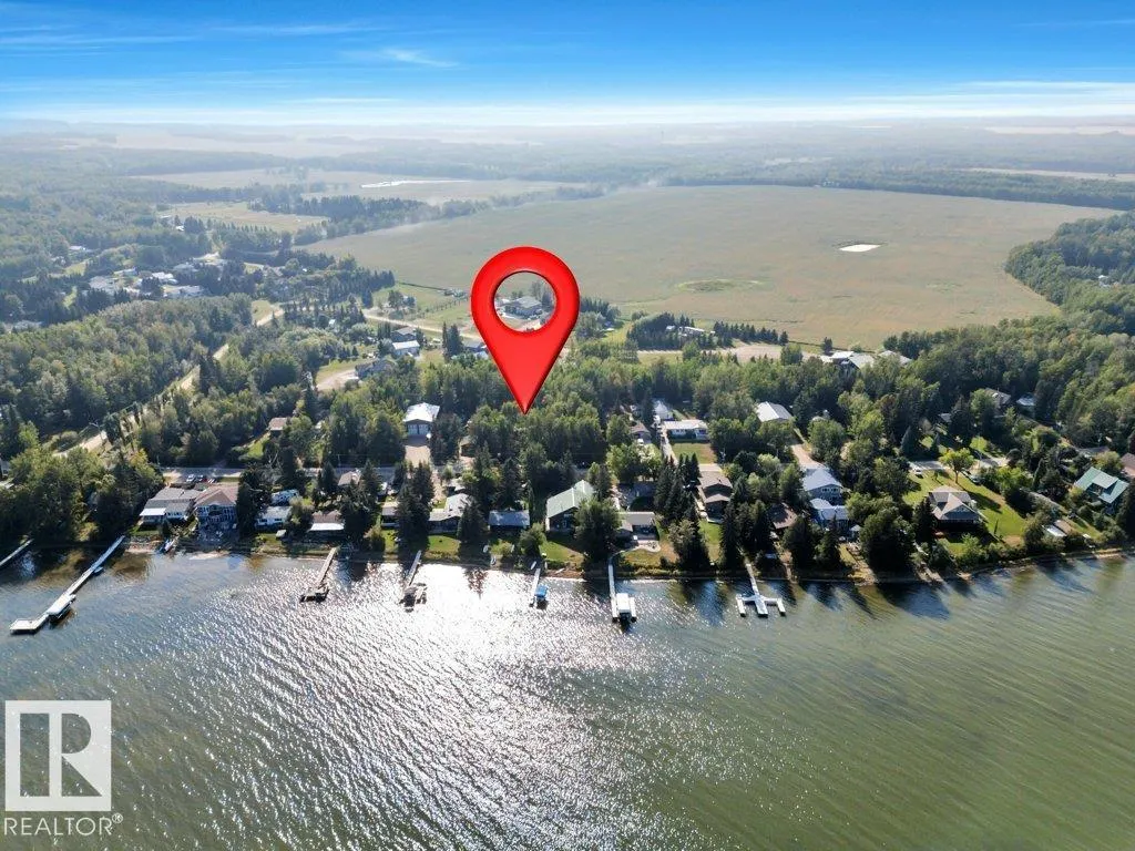 124 Lakeshore Drive
