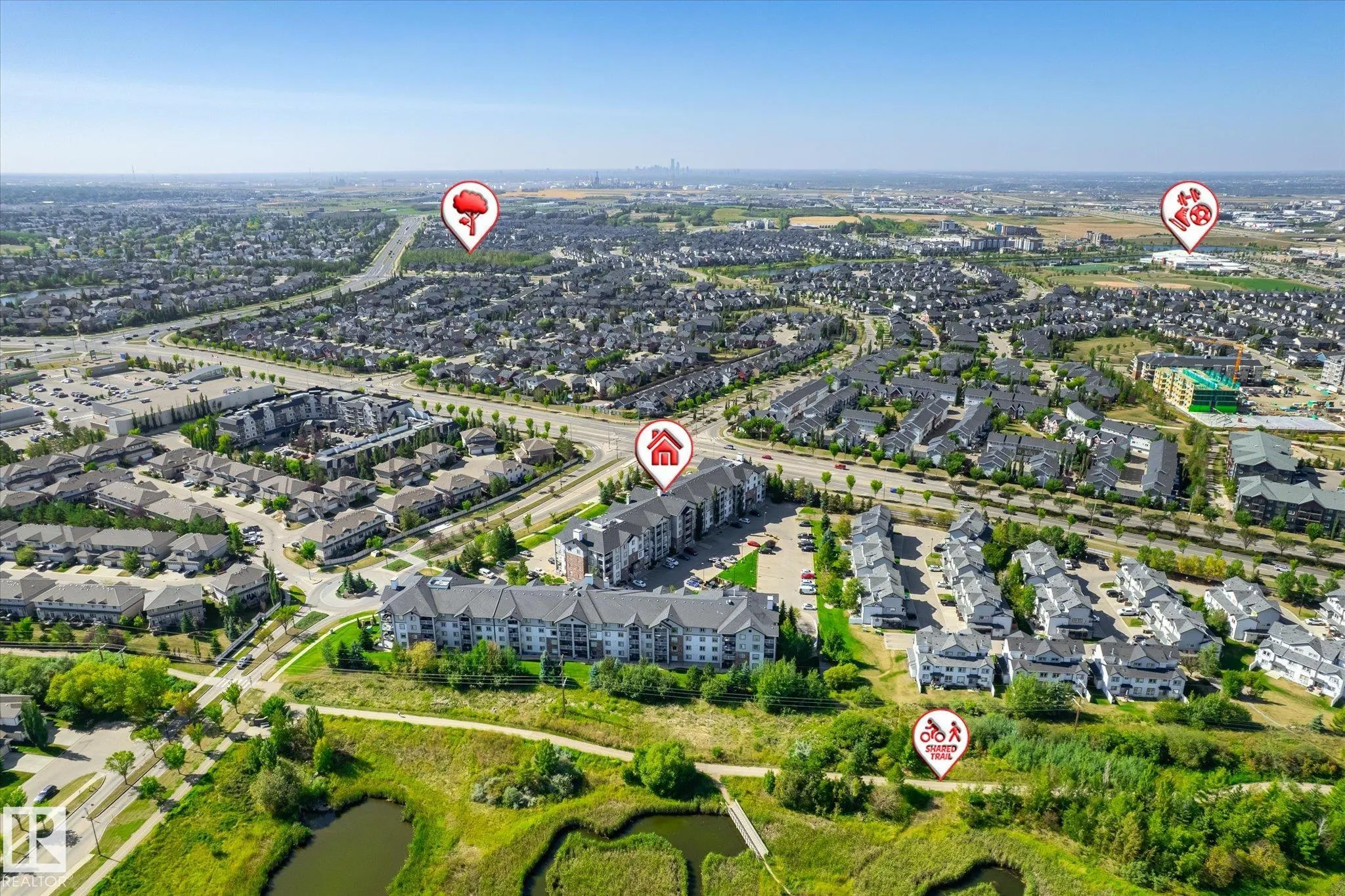 40 SUMMERWOOD Boulevard