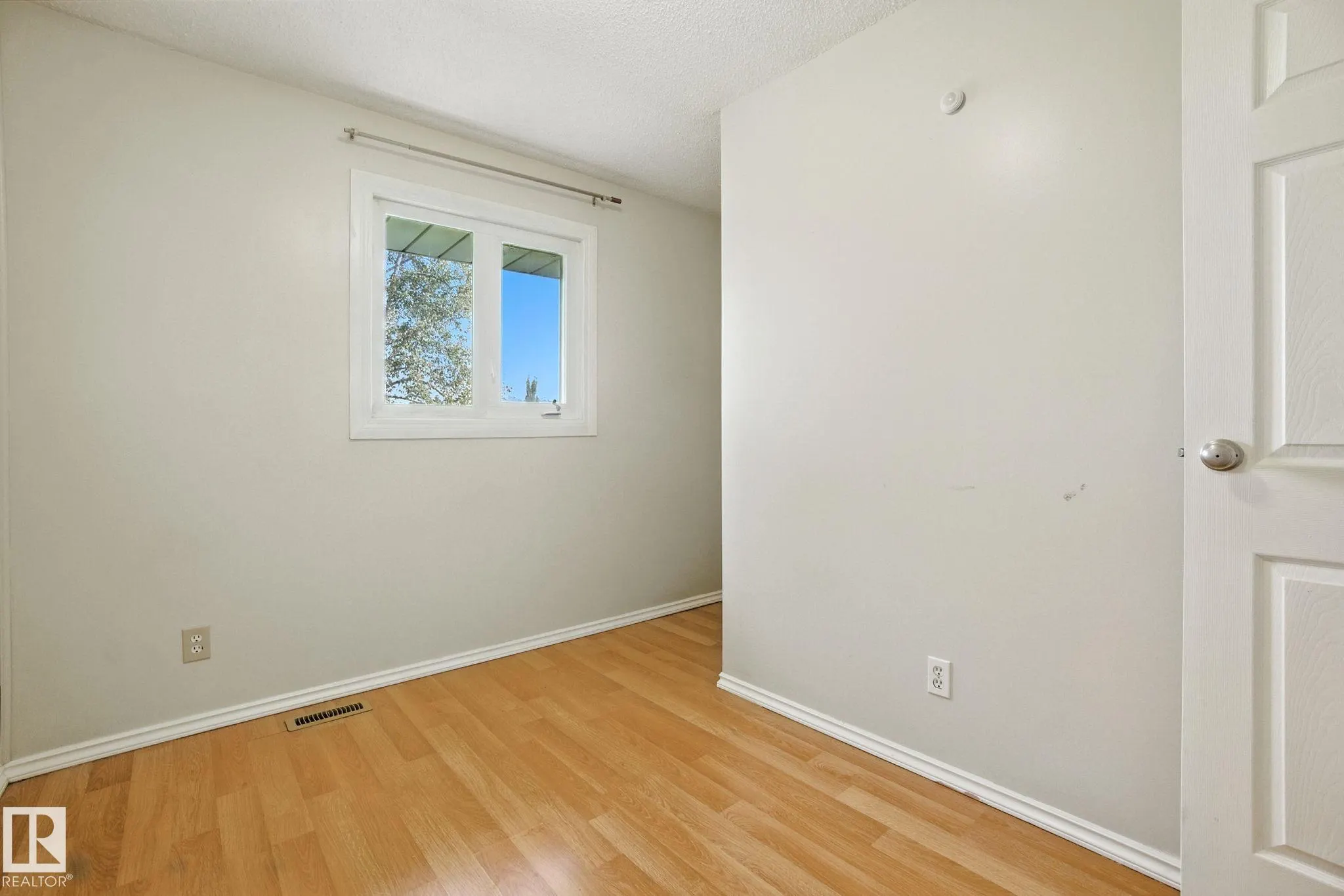 7F CALLINGWOOD Court