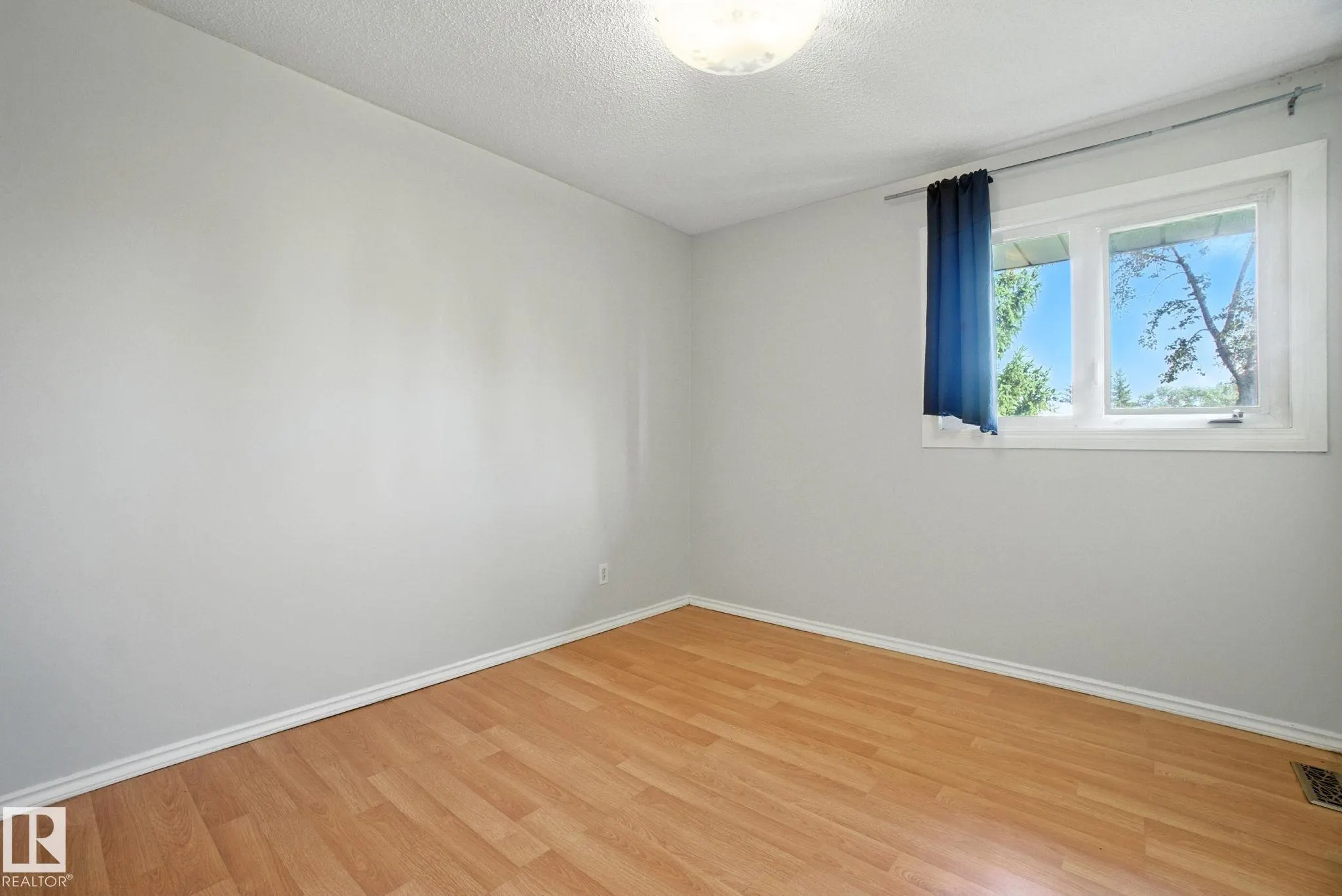 7F CALLINGWOOD Court