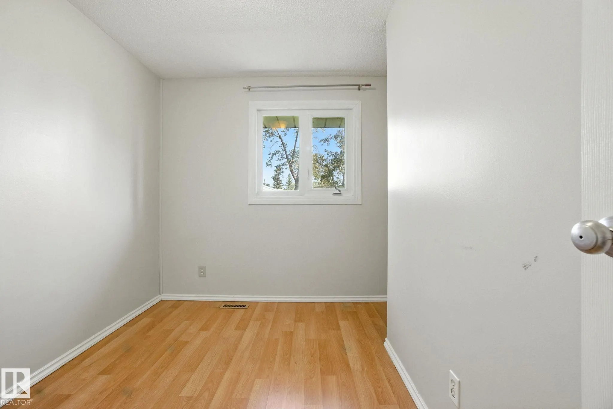 7F CALLINGWOOD Court