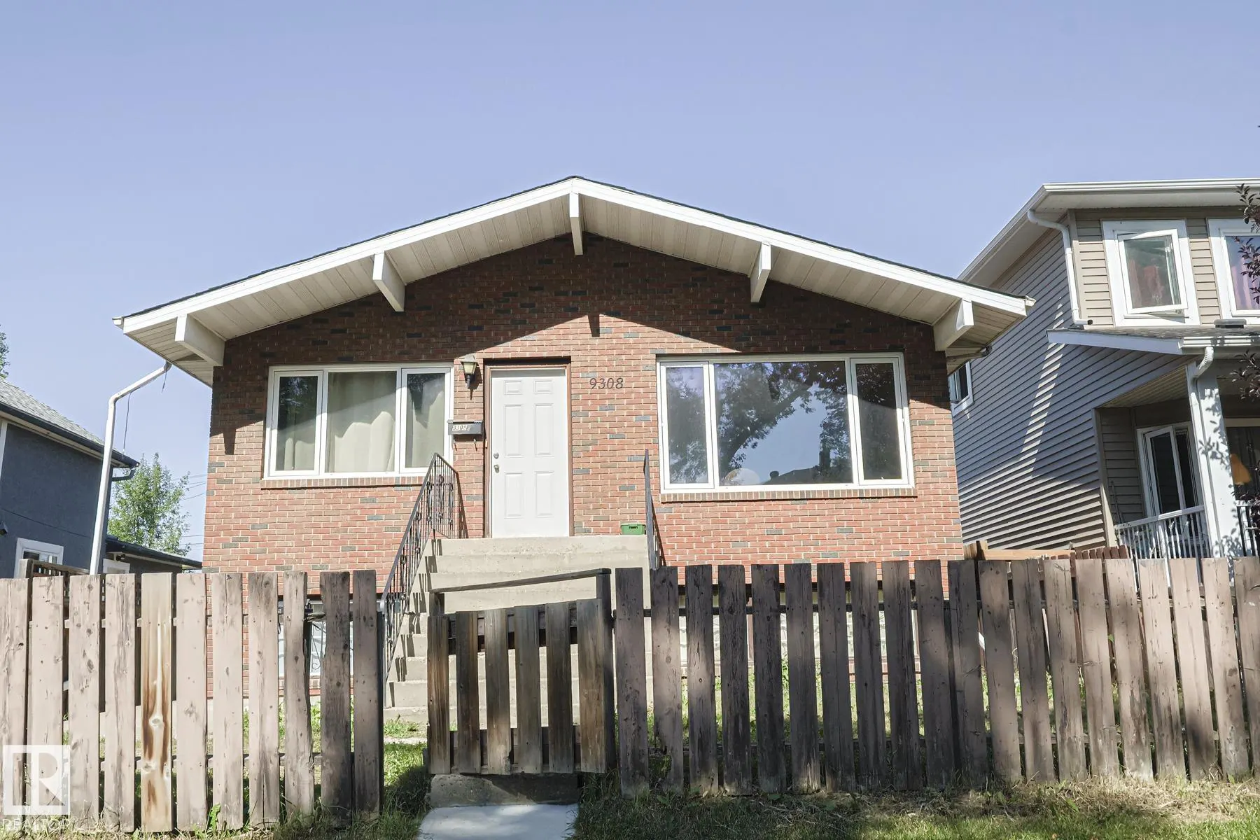 9308A & 9308B 109A Avenue