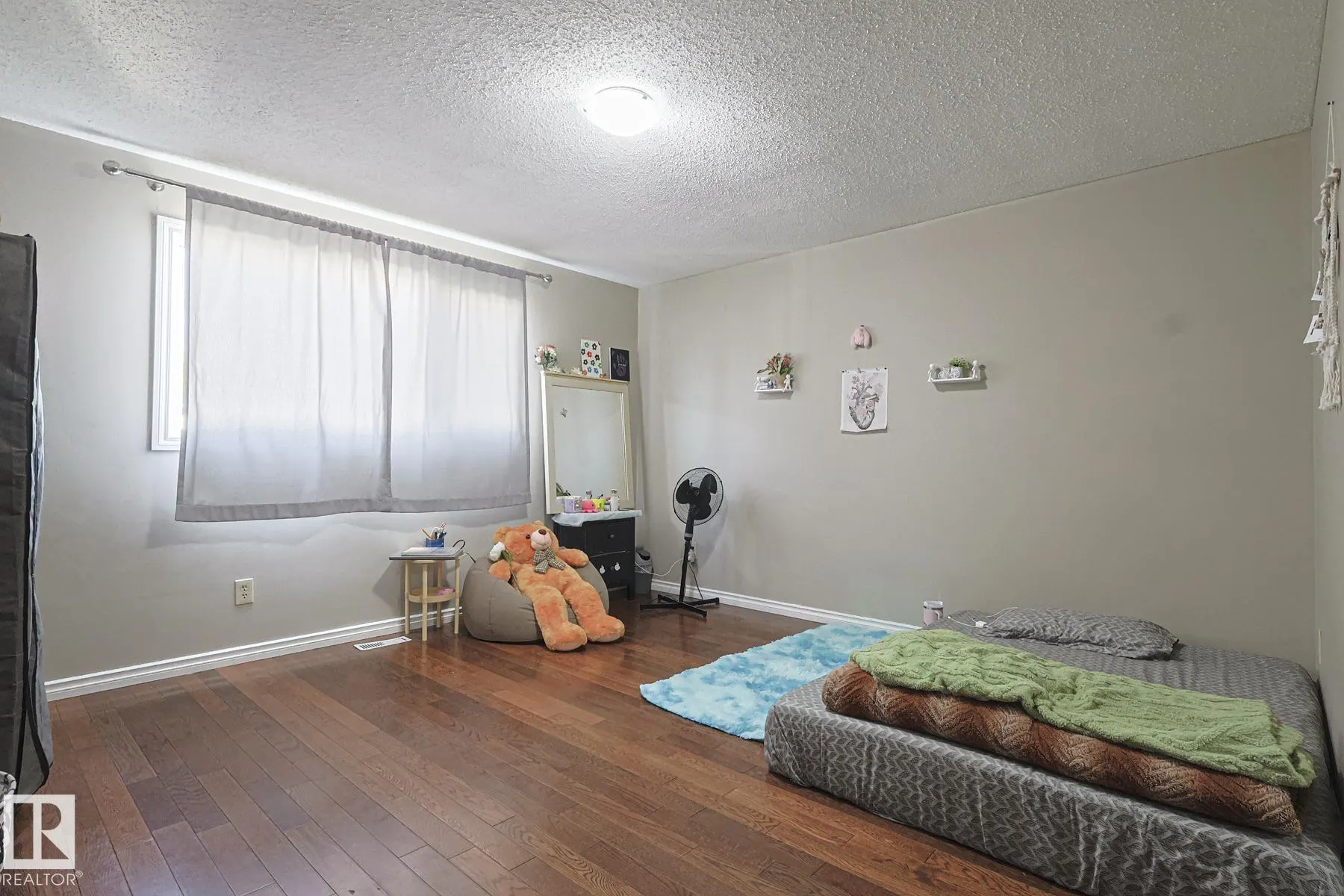 9308A & 9308B 109A Avenue