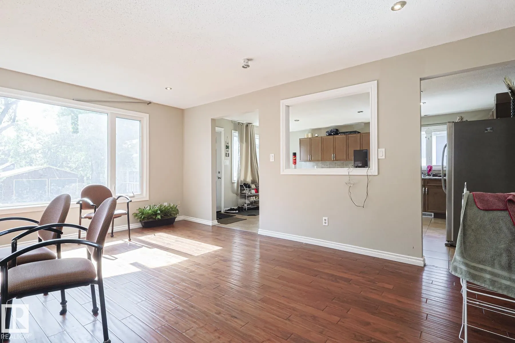 9308A & 9308B 109A Avenue