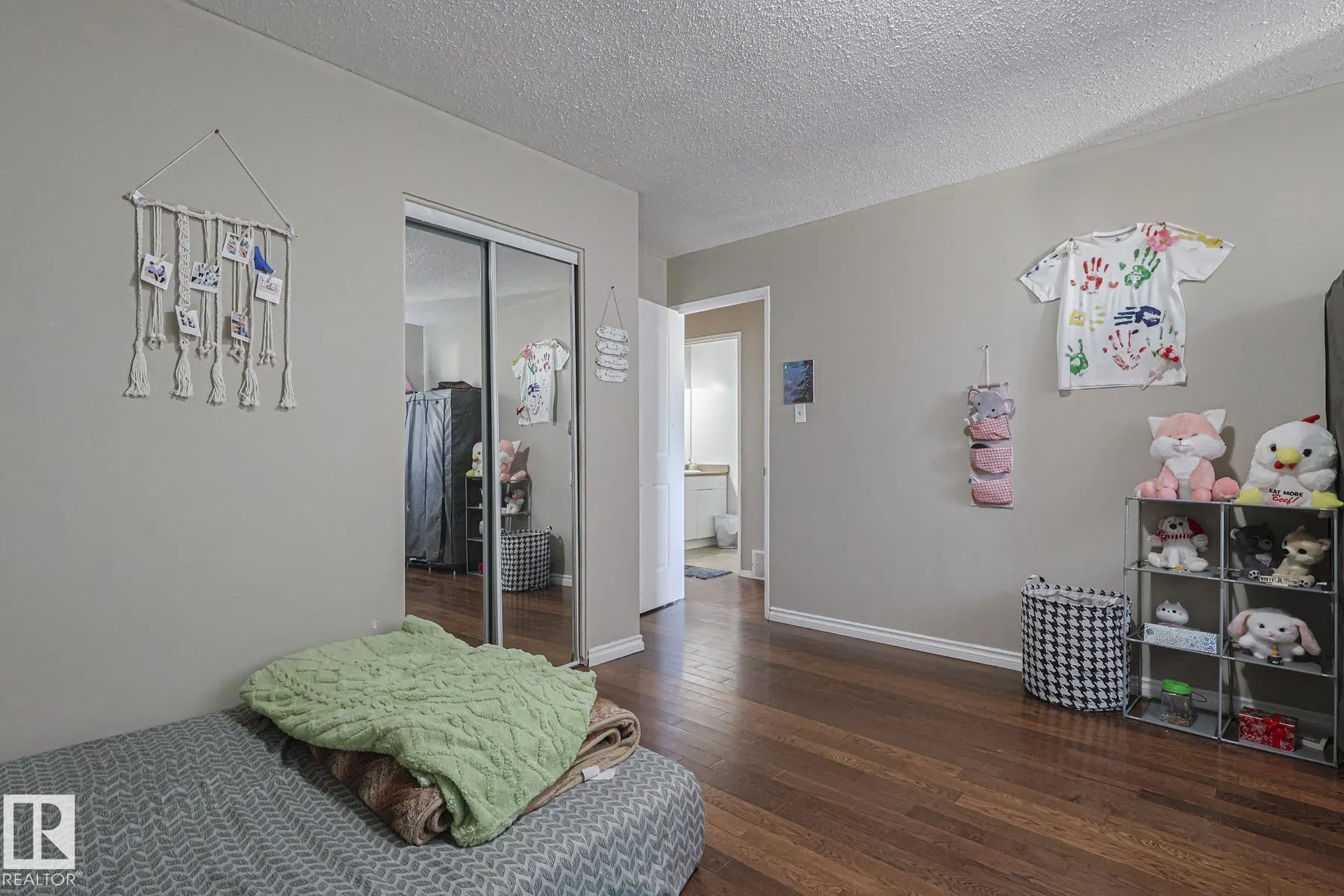9308A & 9308B 109A Avenue