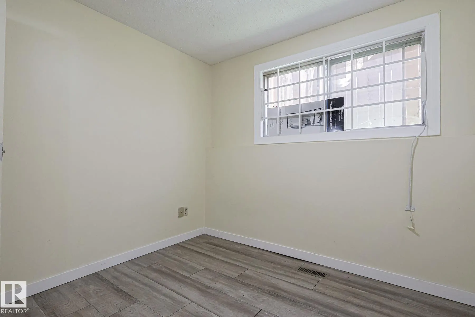 9308A & 9308B 109A Avenue