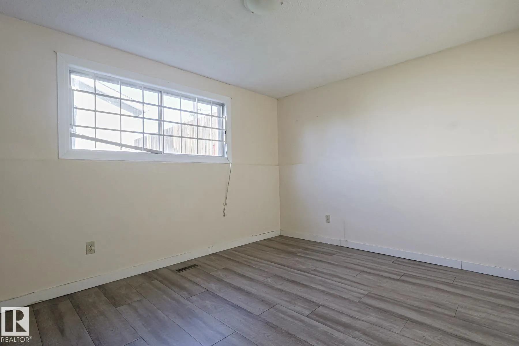 9308A & 9308B 109A Avenue