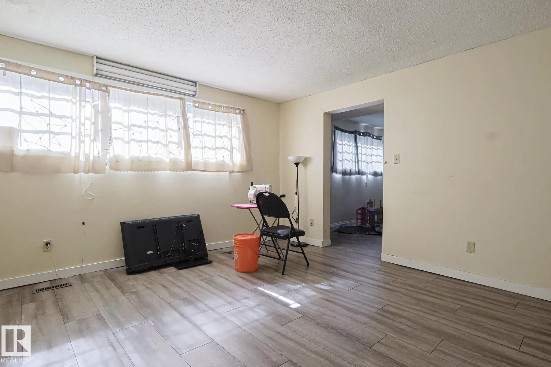 9308A & 9308B 109A Avenue