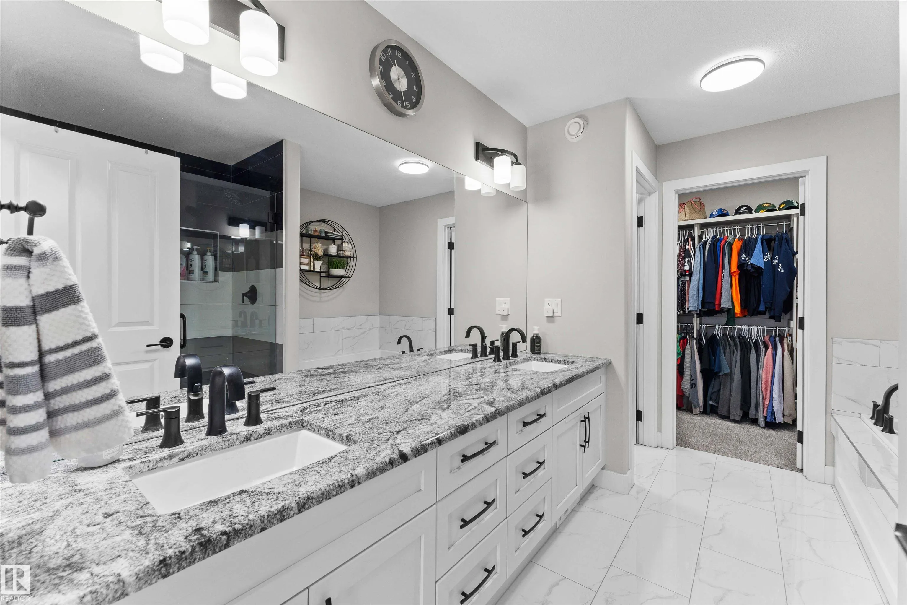 6813 KNOX Loop