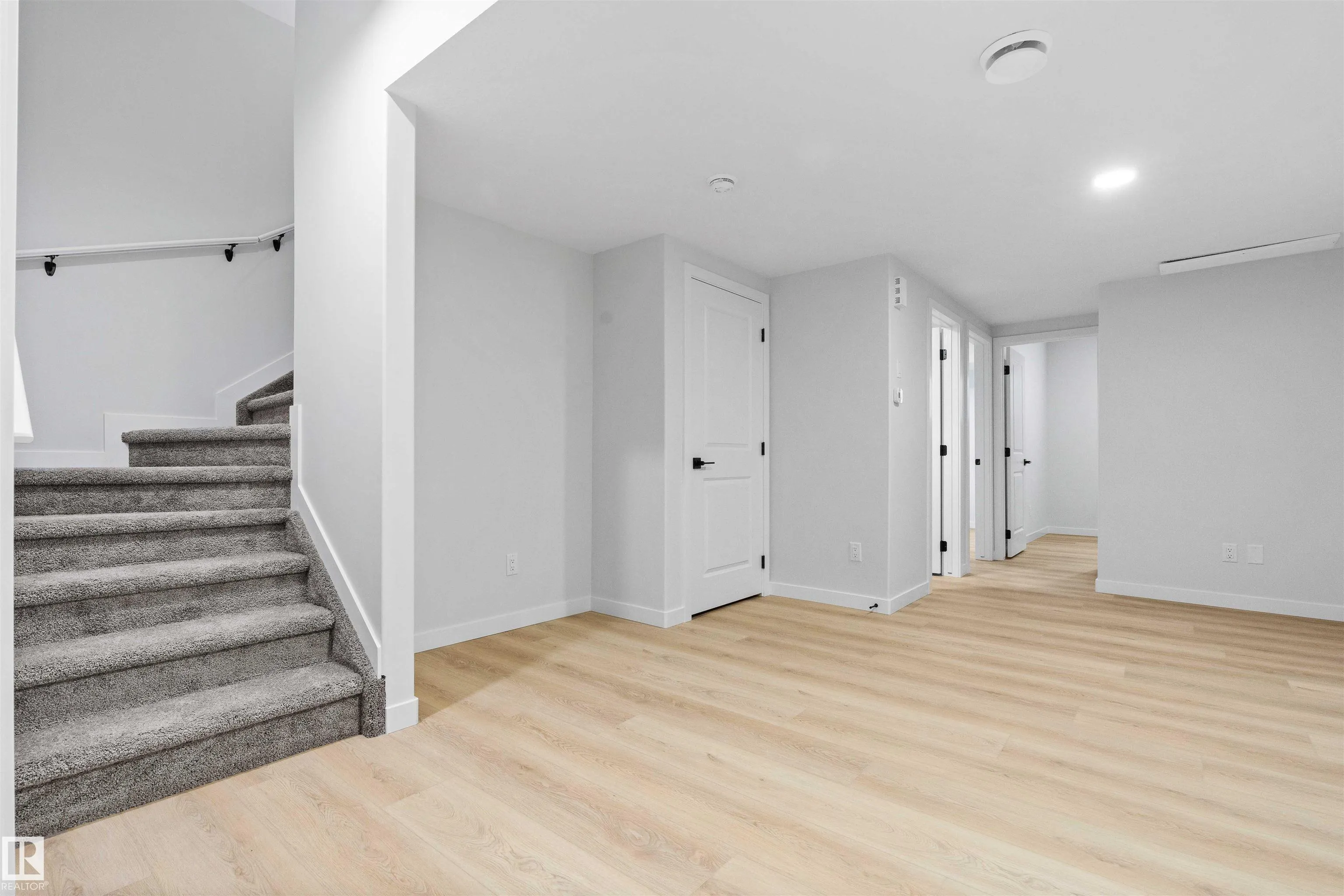 6373 KING Wynd