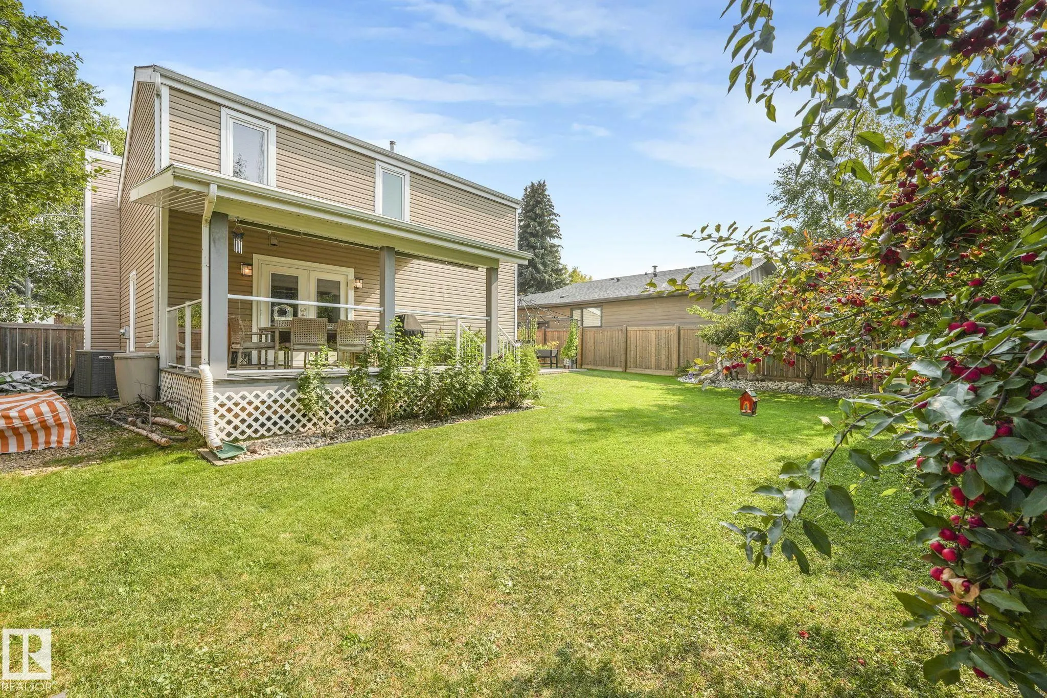 6 WHEATSTONE Crescent