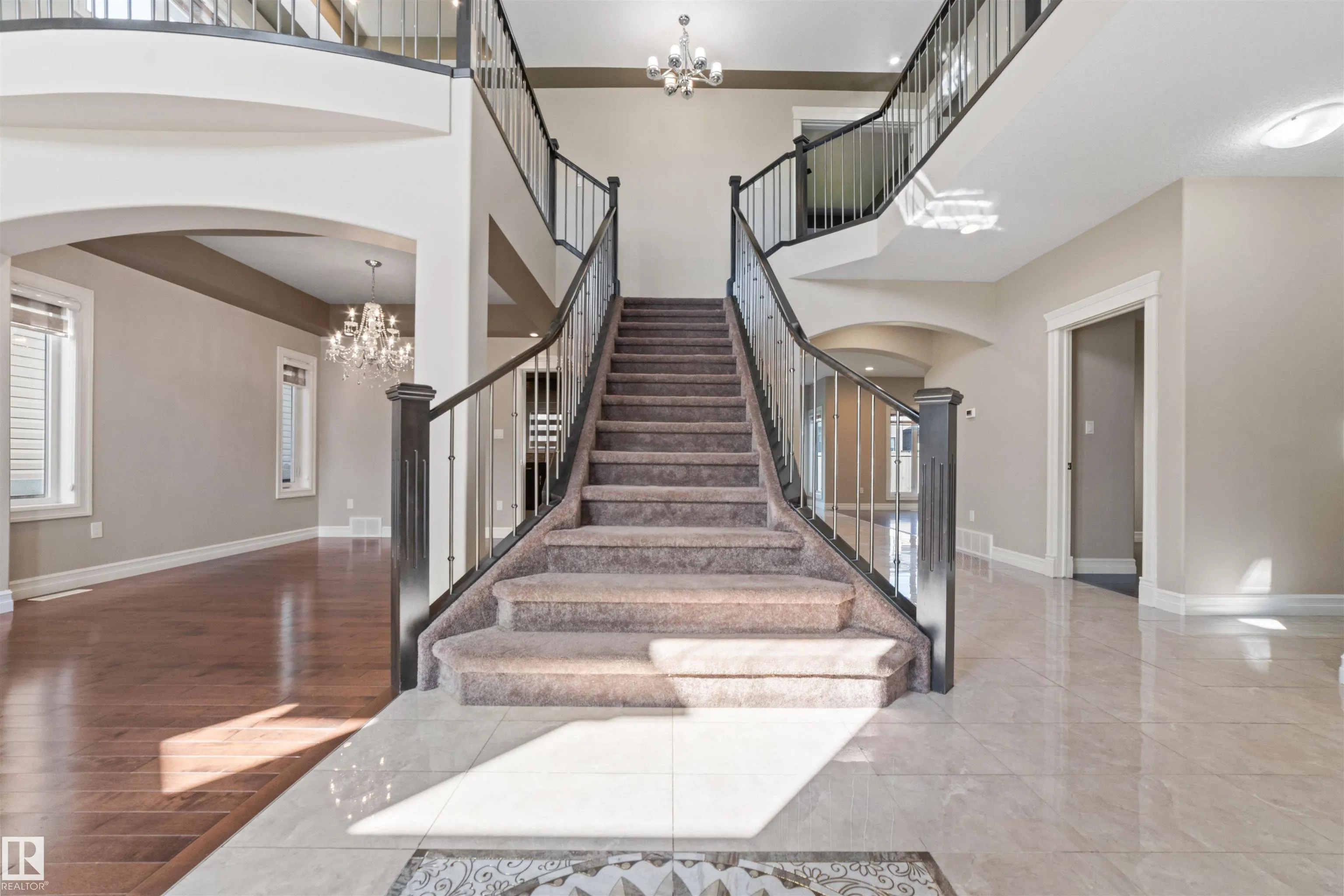 1721 ADAMSON CRESCENT