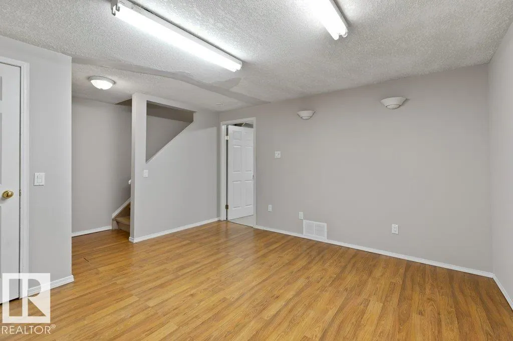 14 WALDEN Park