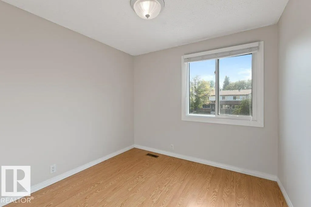 14 WALDEN Park