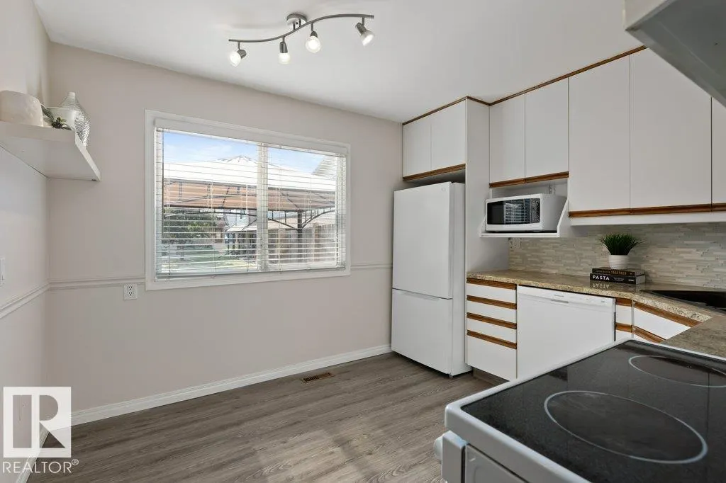14 WALDEN Park