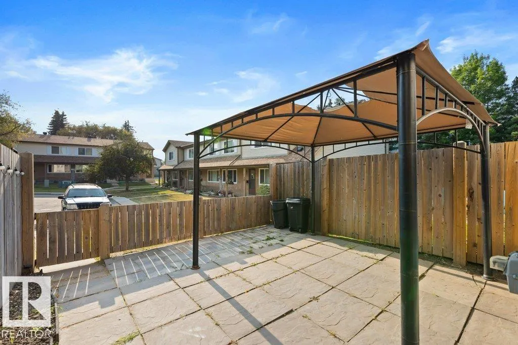 14 WALDEN Park