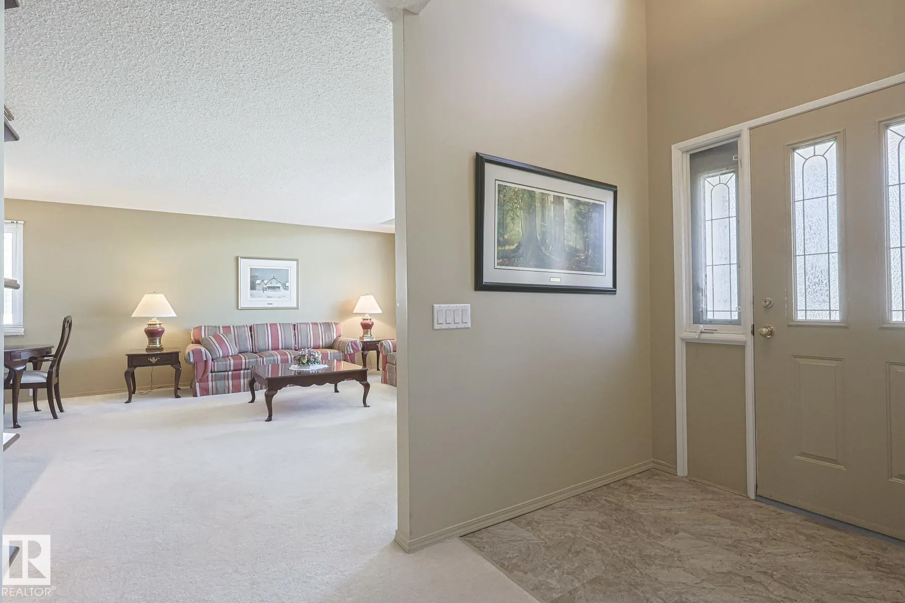 94 GARLAND Crescent