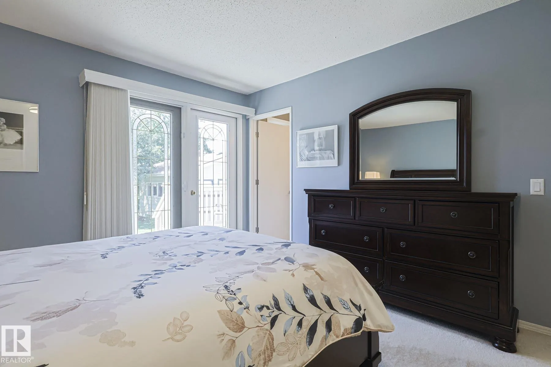 94 GARLAND Crescent