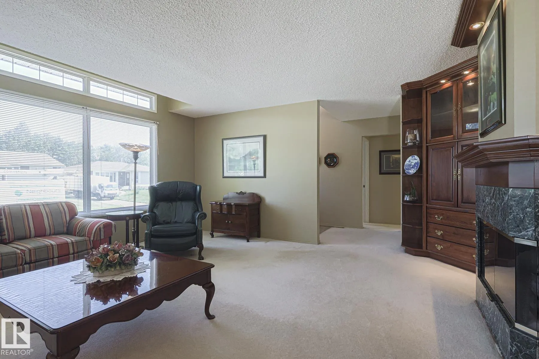 94 GARLAND Crescent