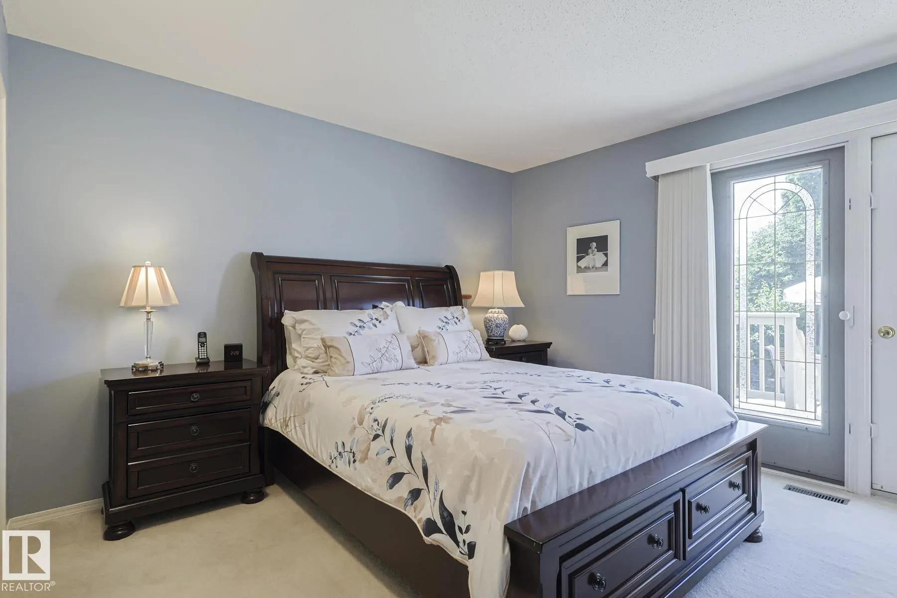 94 GARLAND Crescent