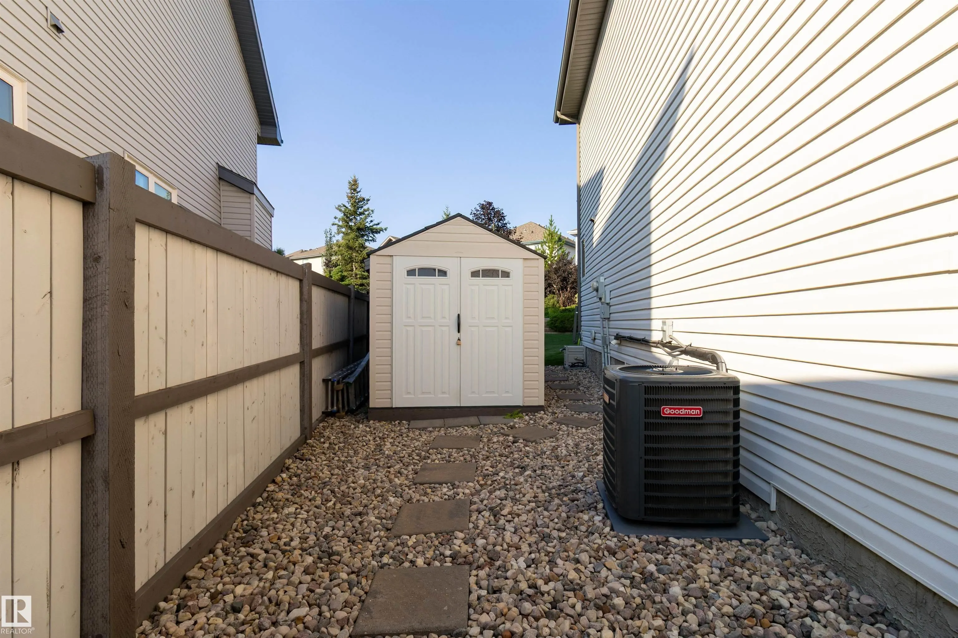 567 SUNCREST Lane