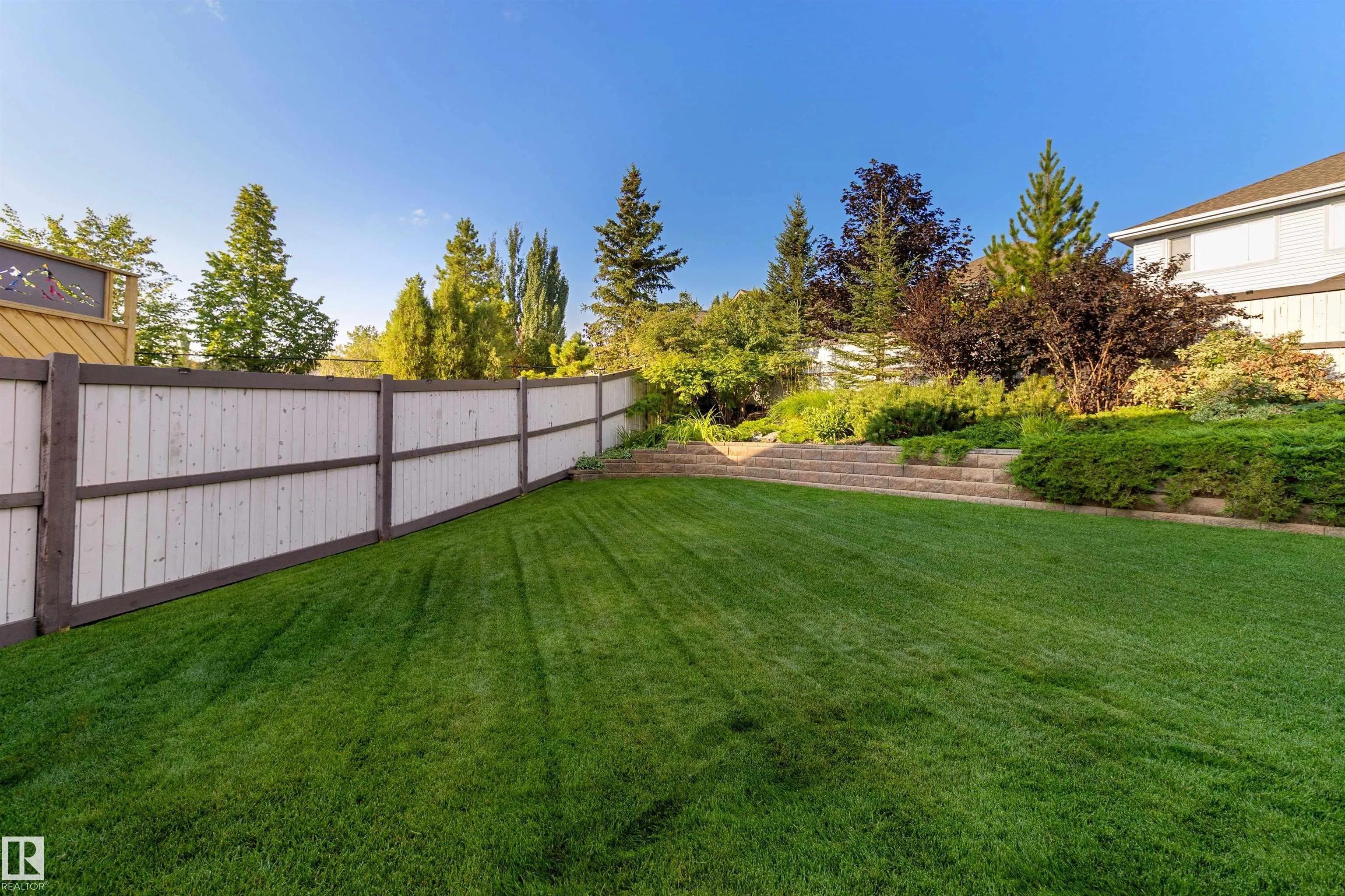 567 SUNCREST Lane