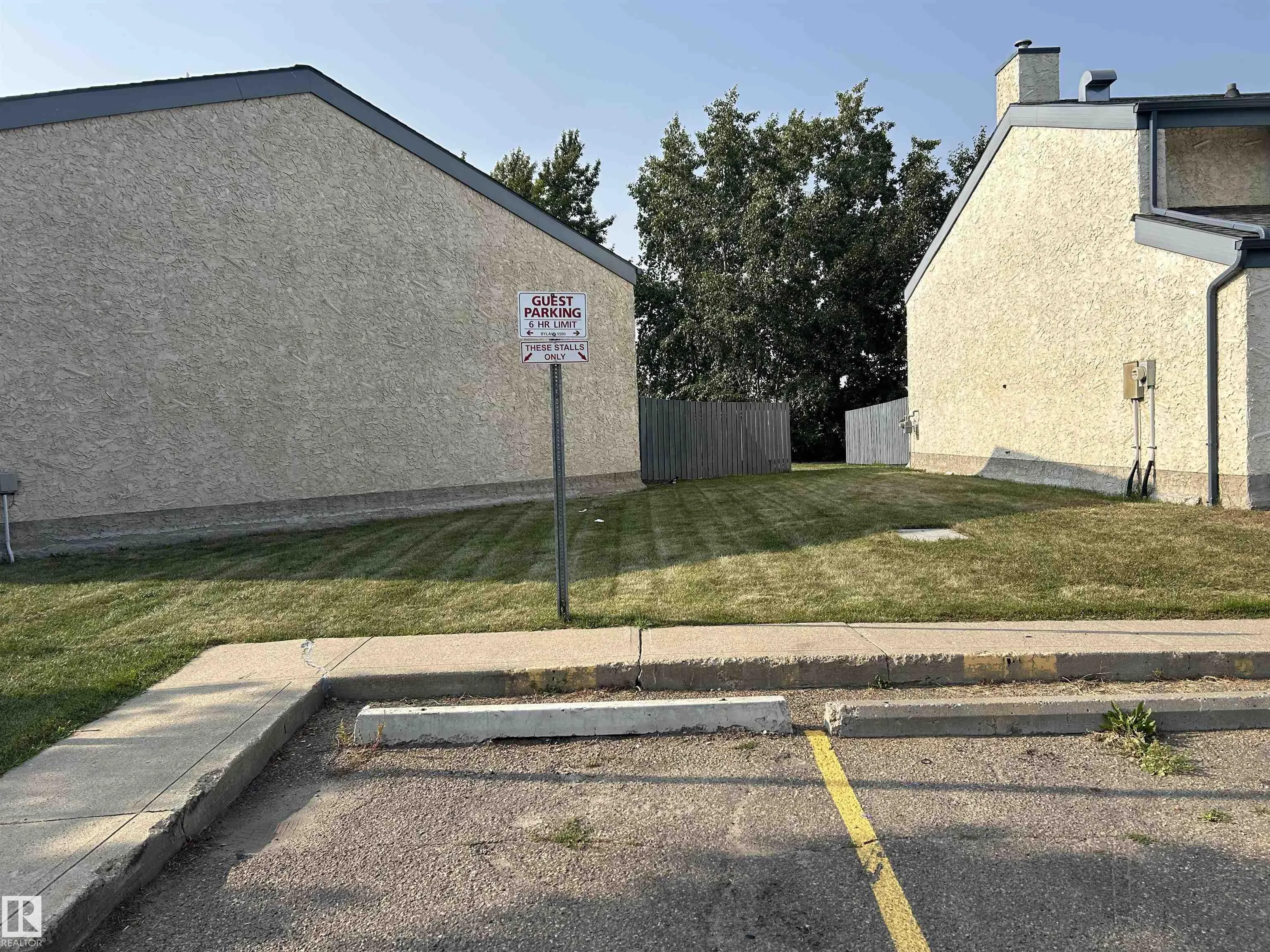 6220 172 Street