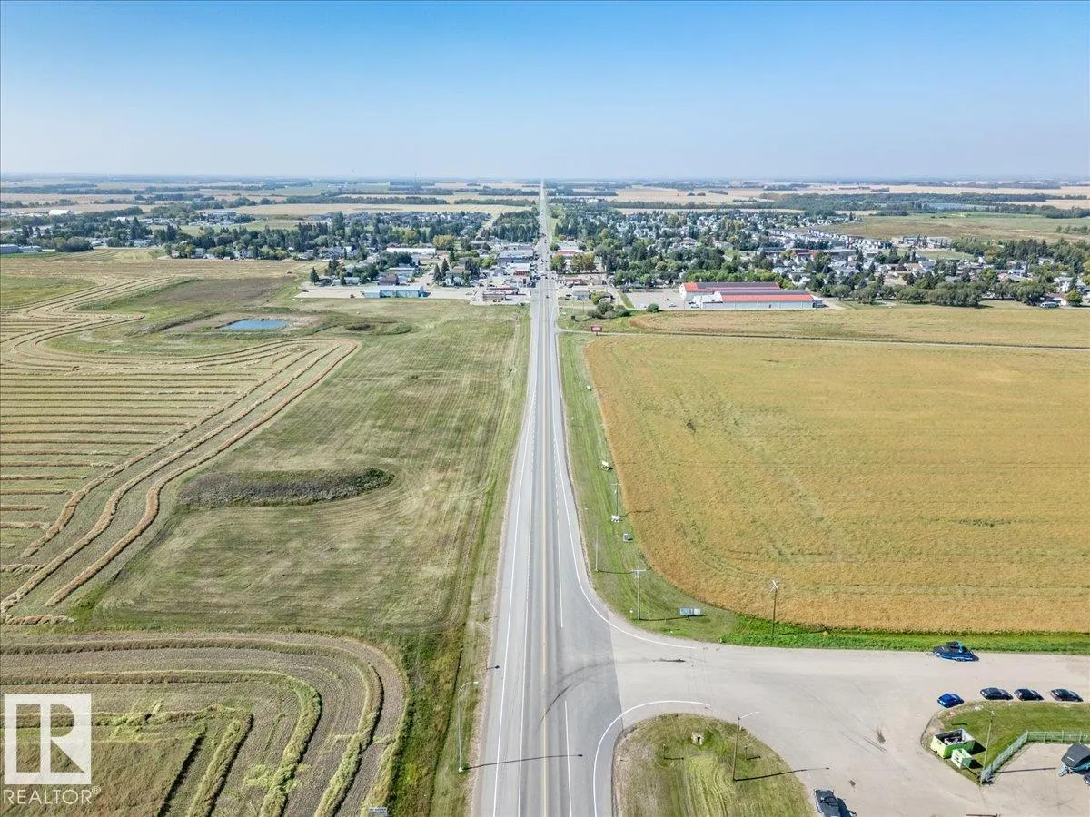 Lot 1 Block 1 Plan 1722074
