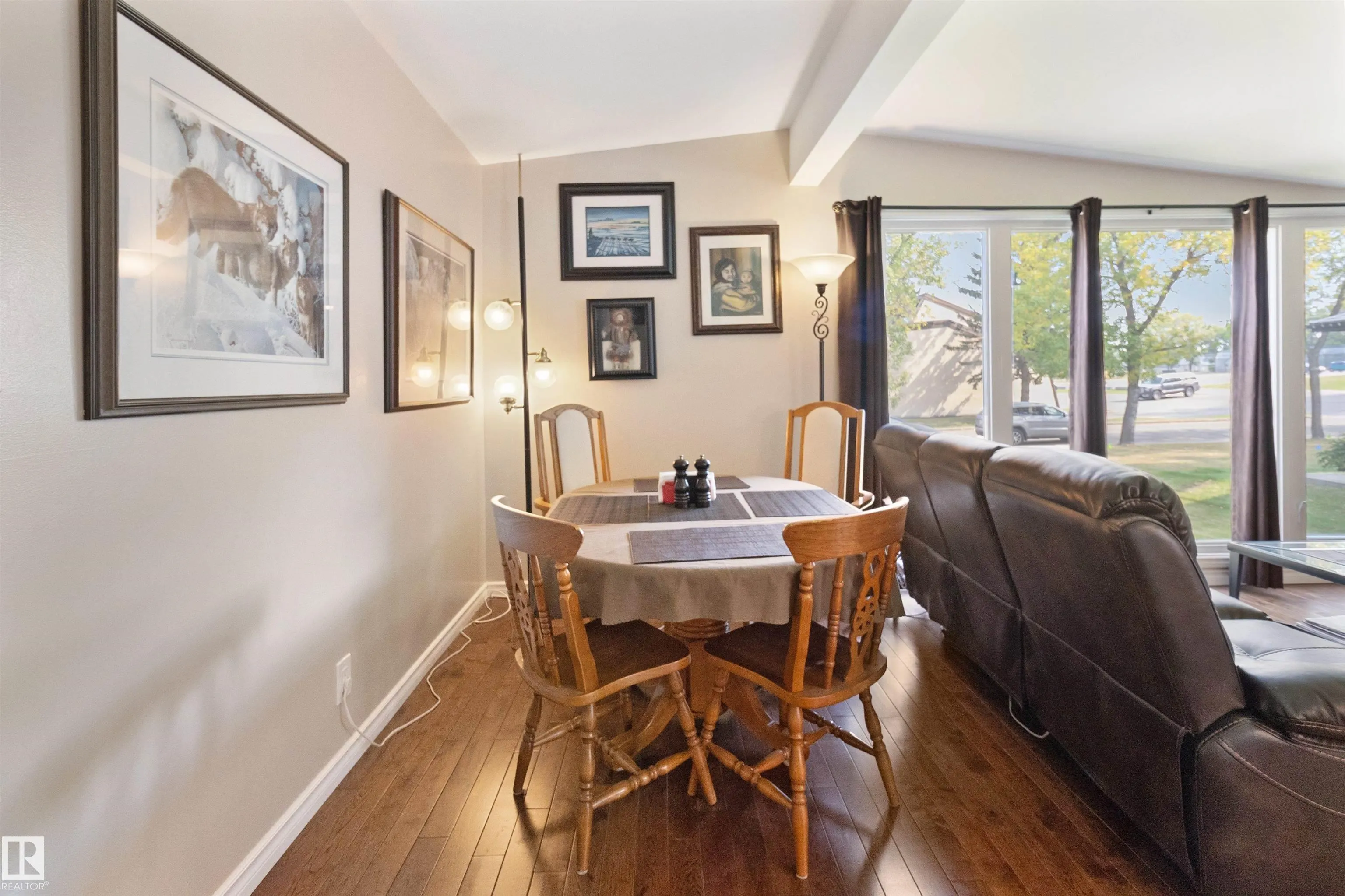 61 SPRUCE Avenue